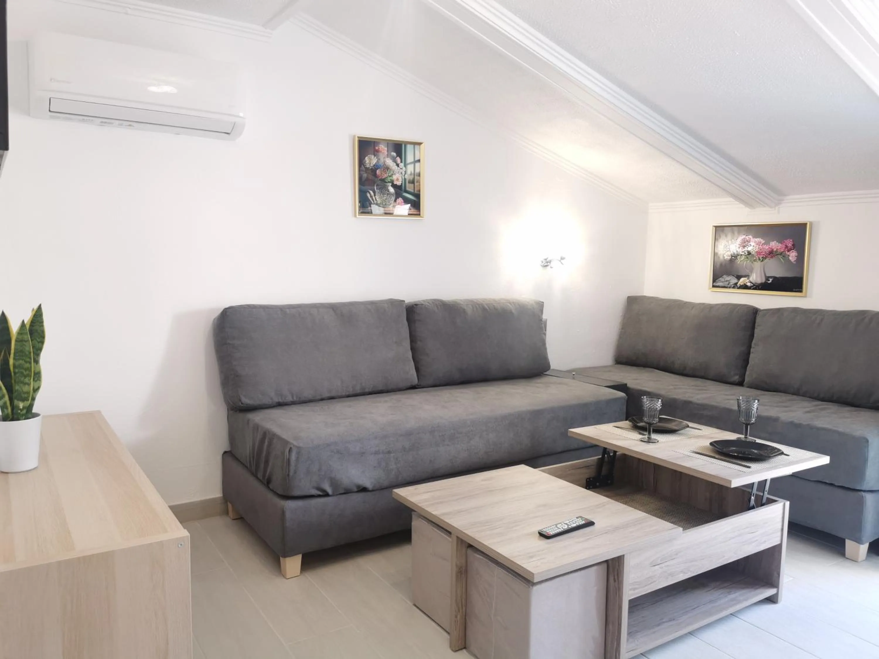 Bed in Anthis Studios