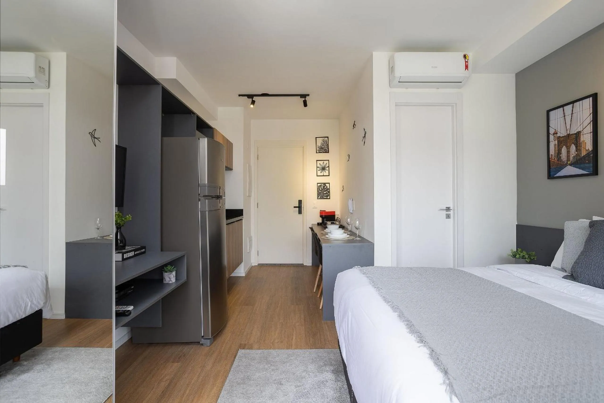 Bedroom, Bed in Ventura Pinheiros