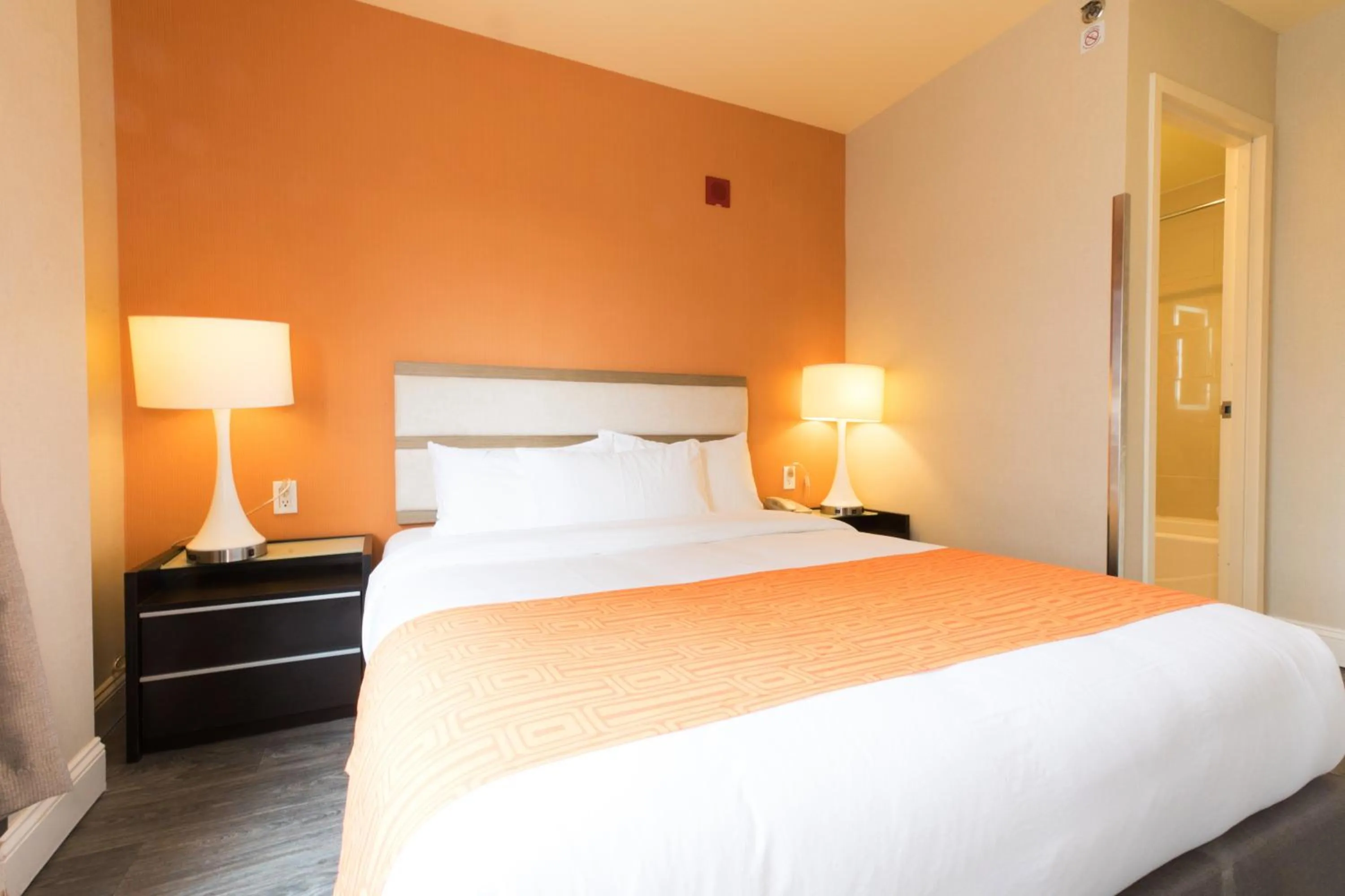 Bed in Romana Hotel - NYC