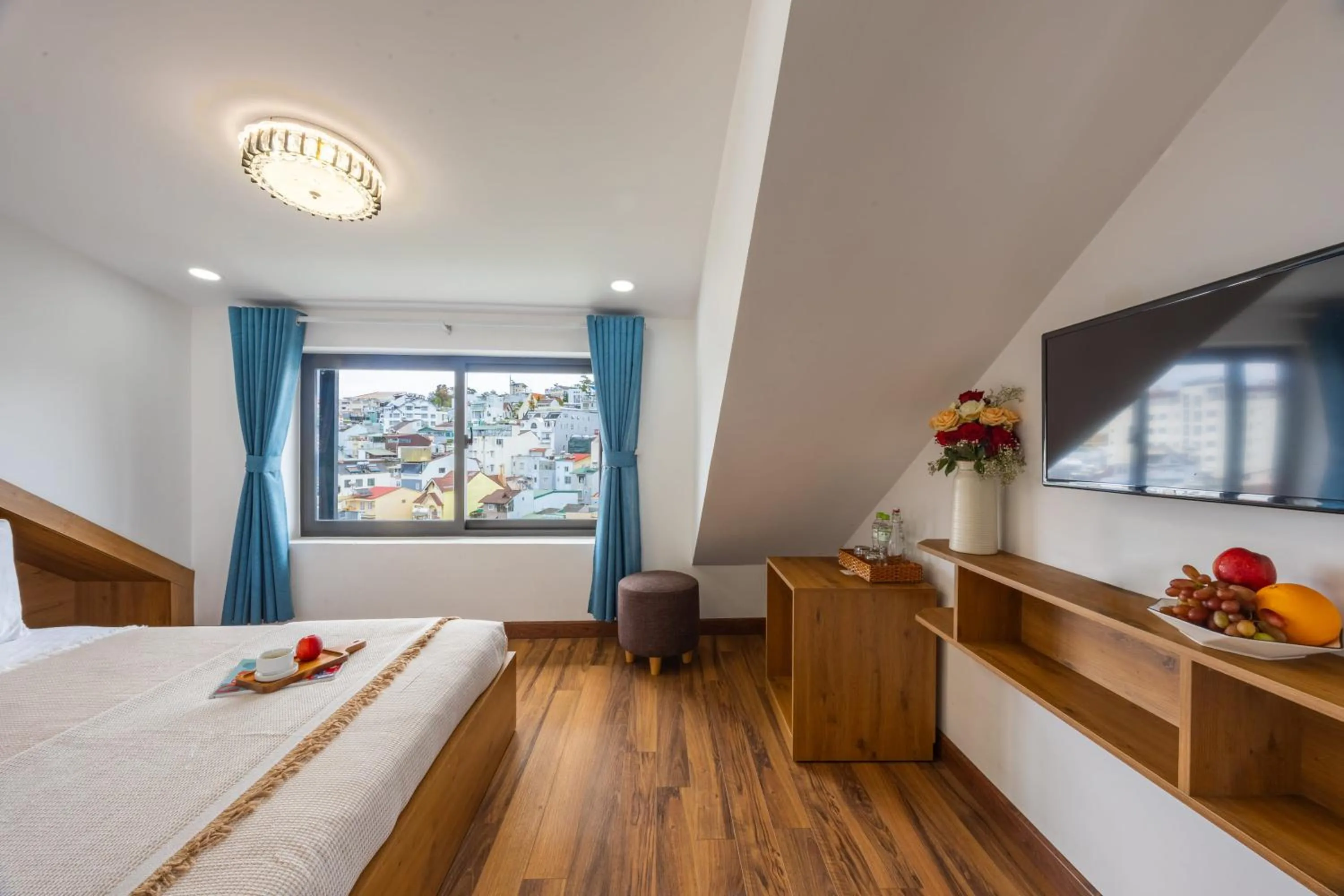 Photo of the whole room, Bed in Cherry Hotel 2 Da Lat