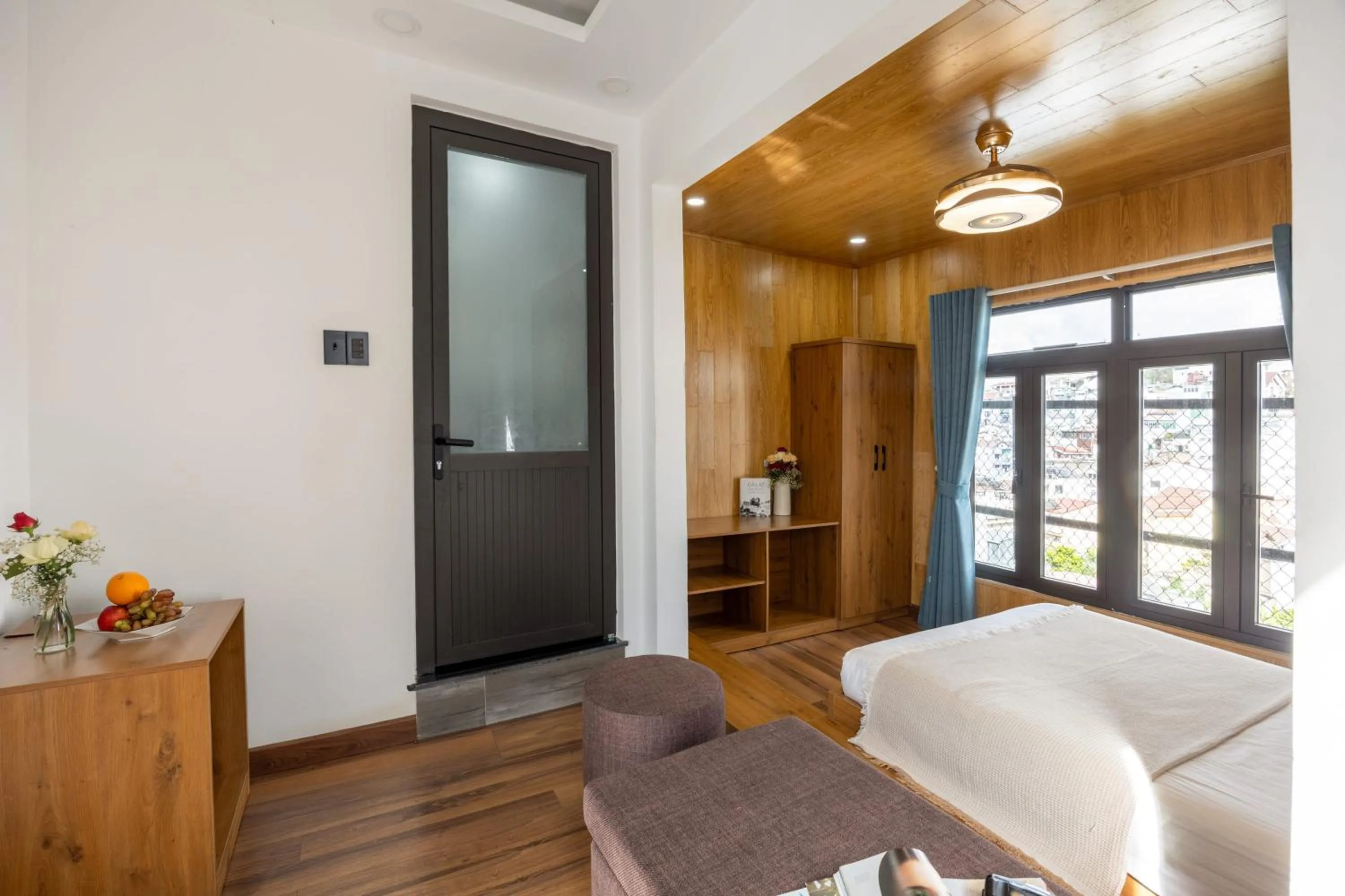 Photo of the whole room in Cherry Hotel 2 Da Lat