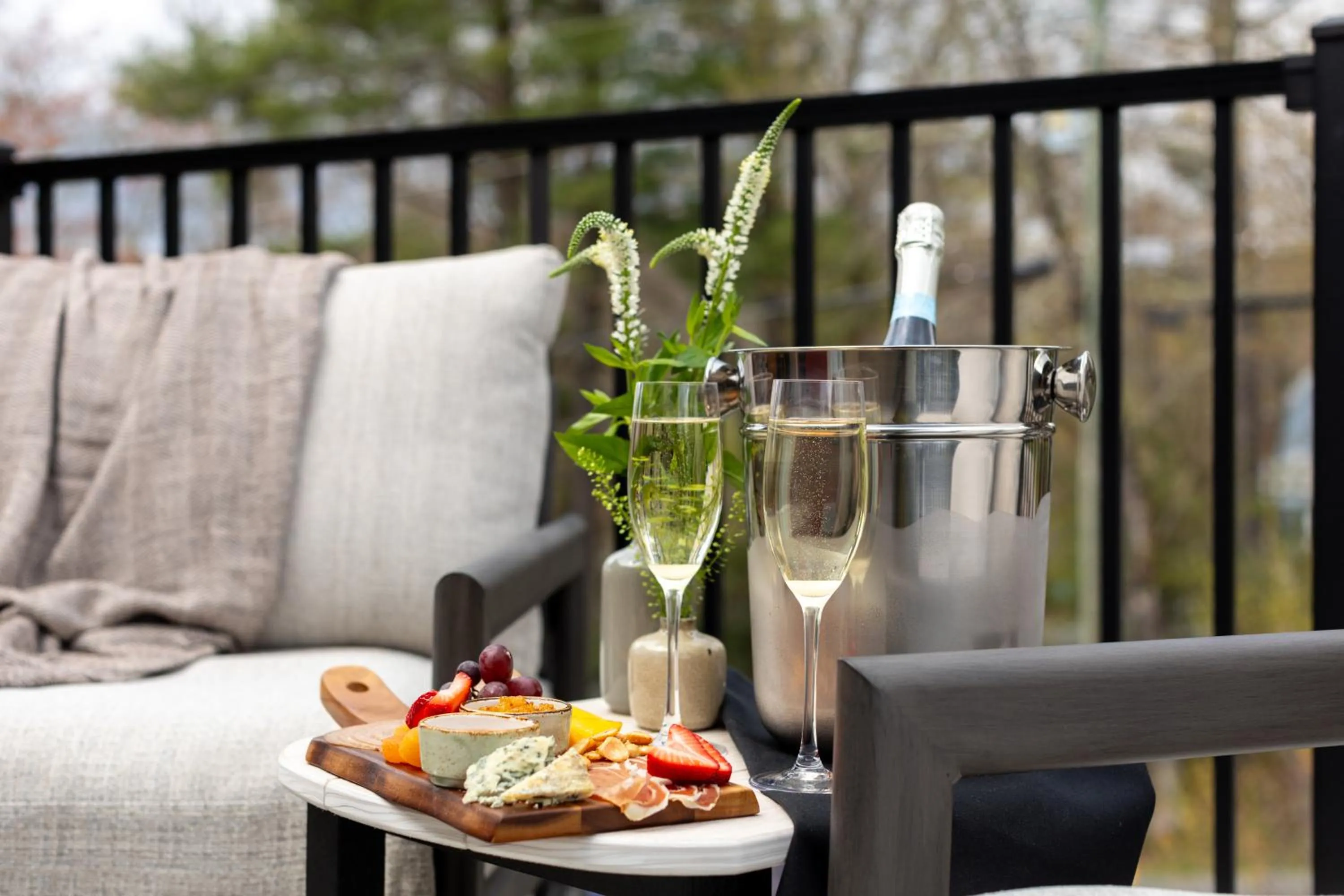 Balcony/Terrace in The Embers Hotel