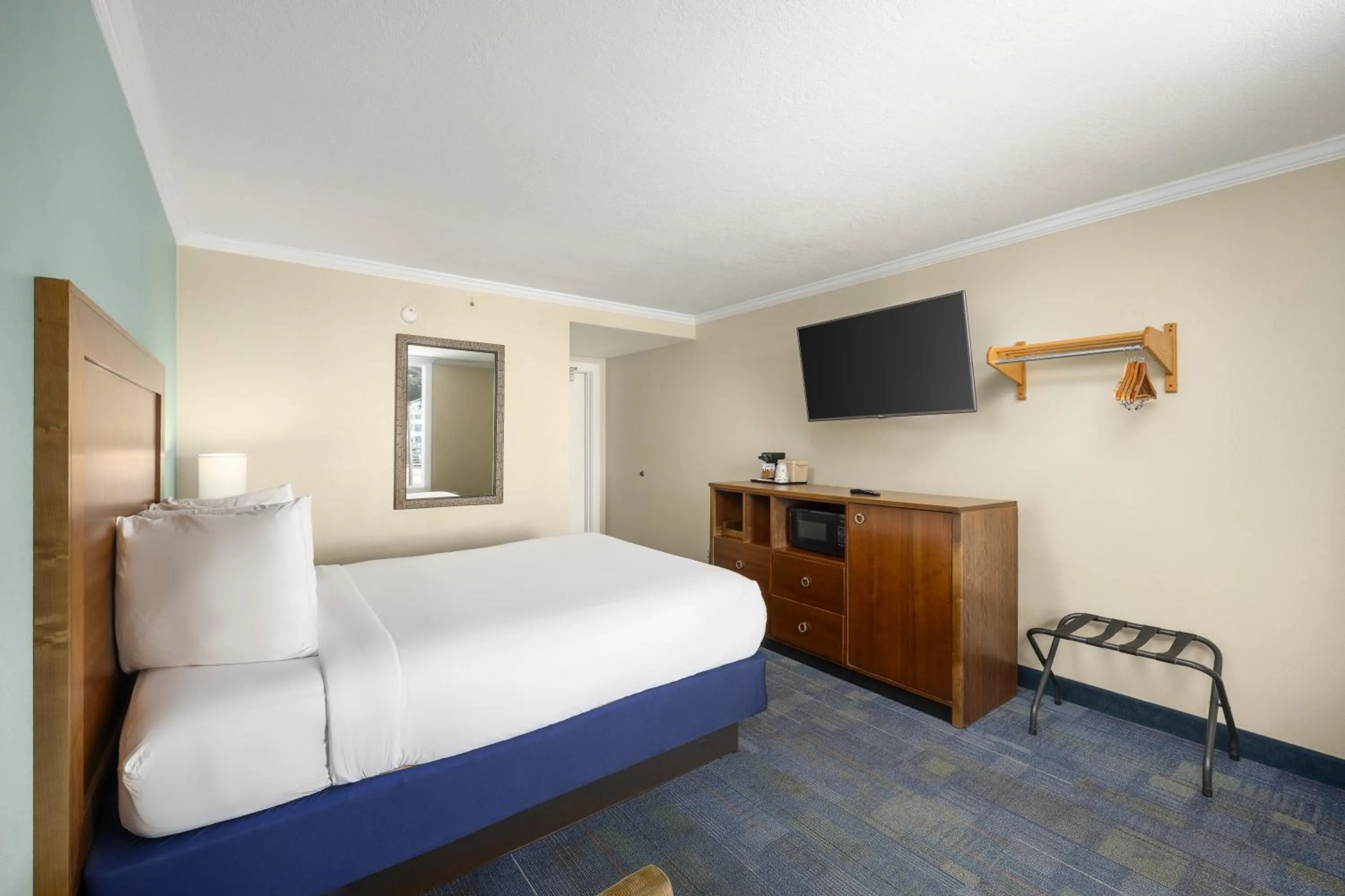 Bed in Beachside Resort Panama City Beach