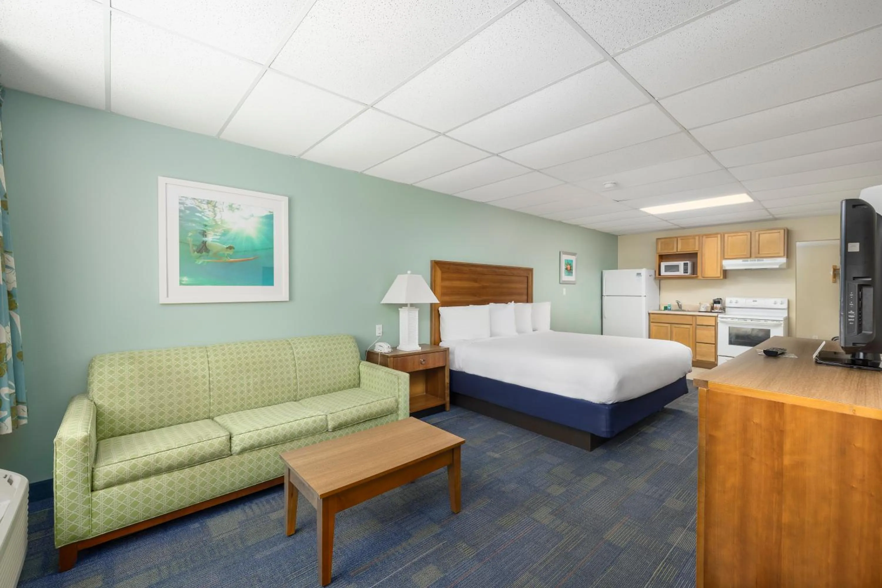 Bed in Beachside Resort Panama City Beach