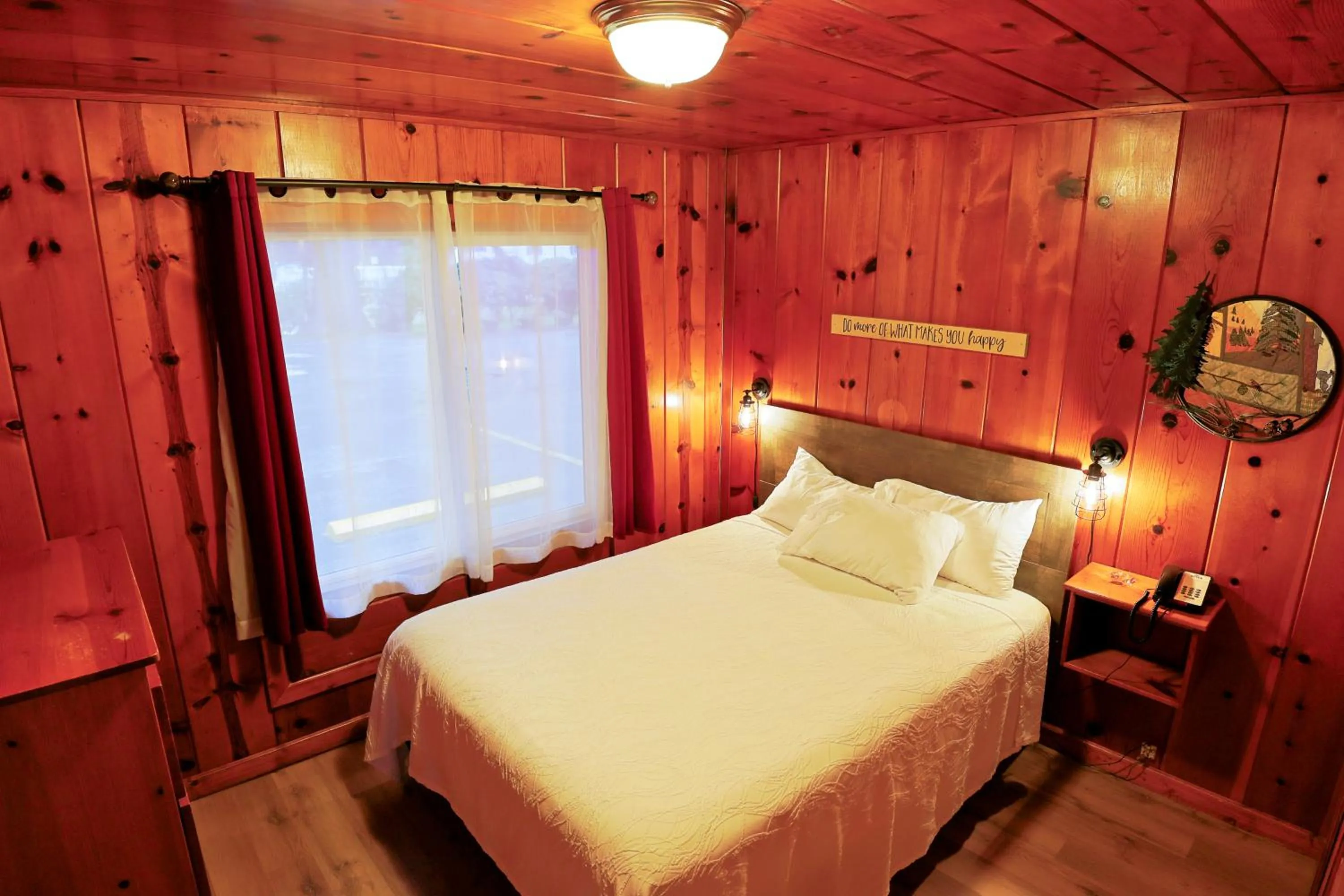 Bedroom, Bed in Park Motel and Cabins
