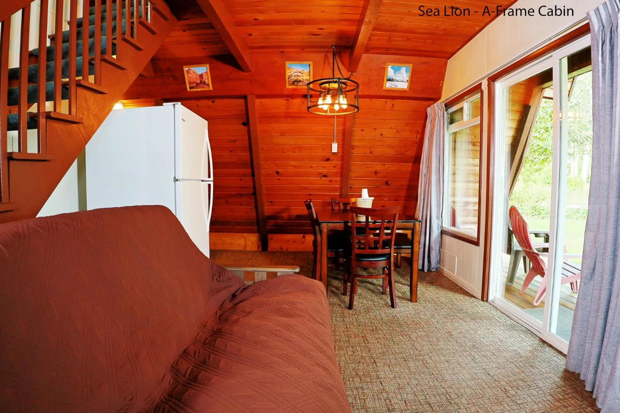 Living room in Park Motel and Cabins