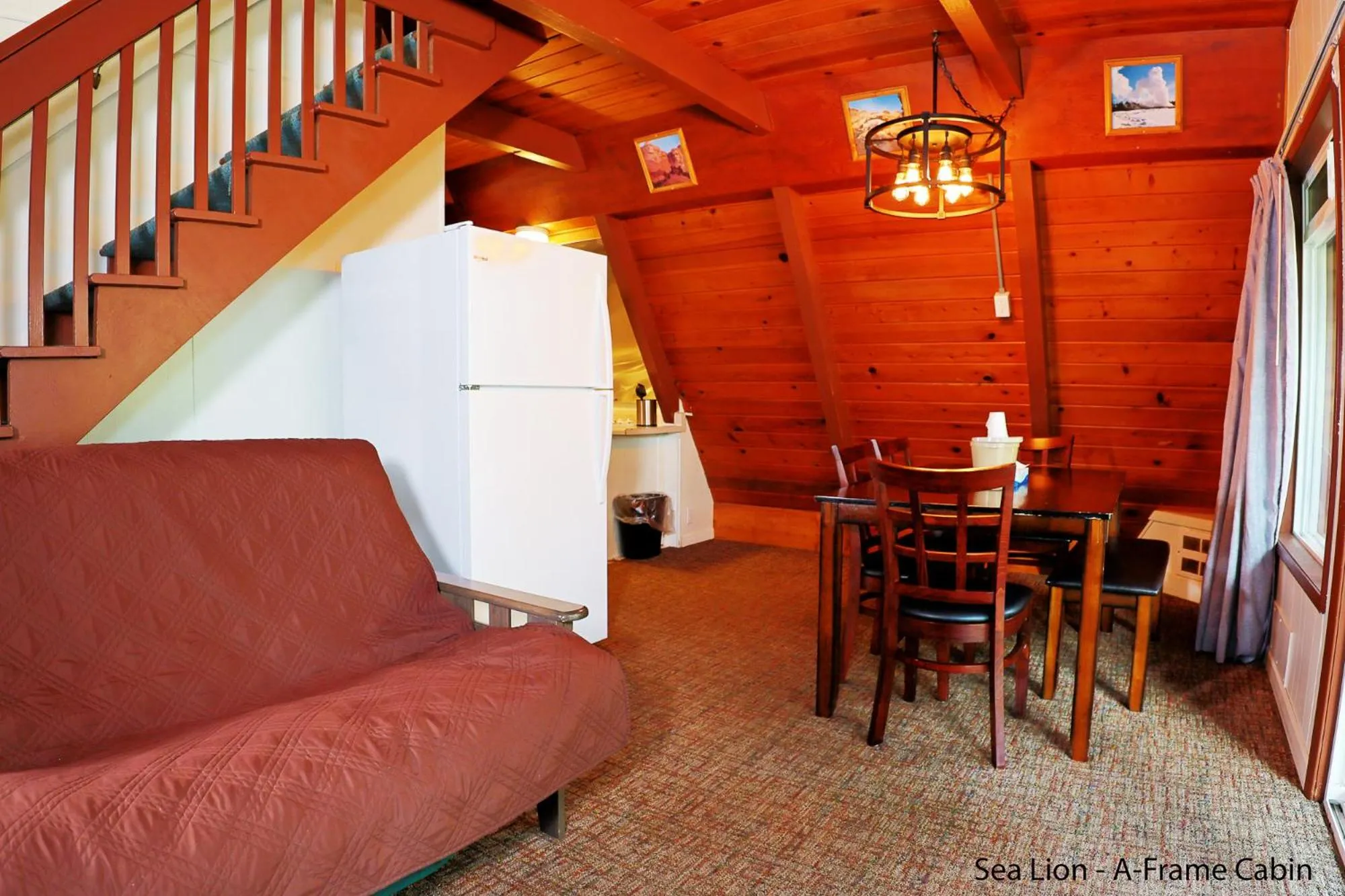 Seating area in Park Motel and Cabins