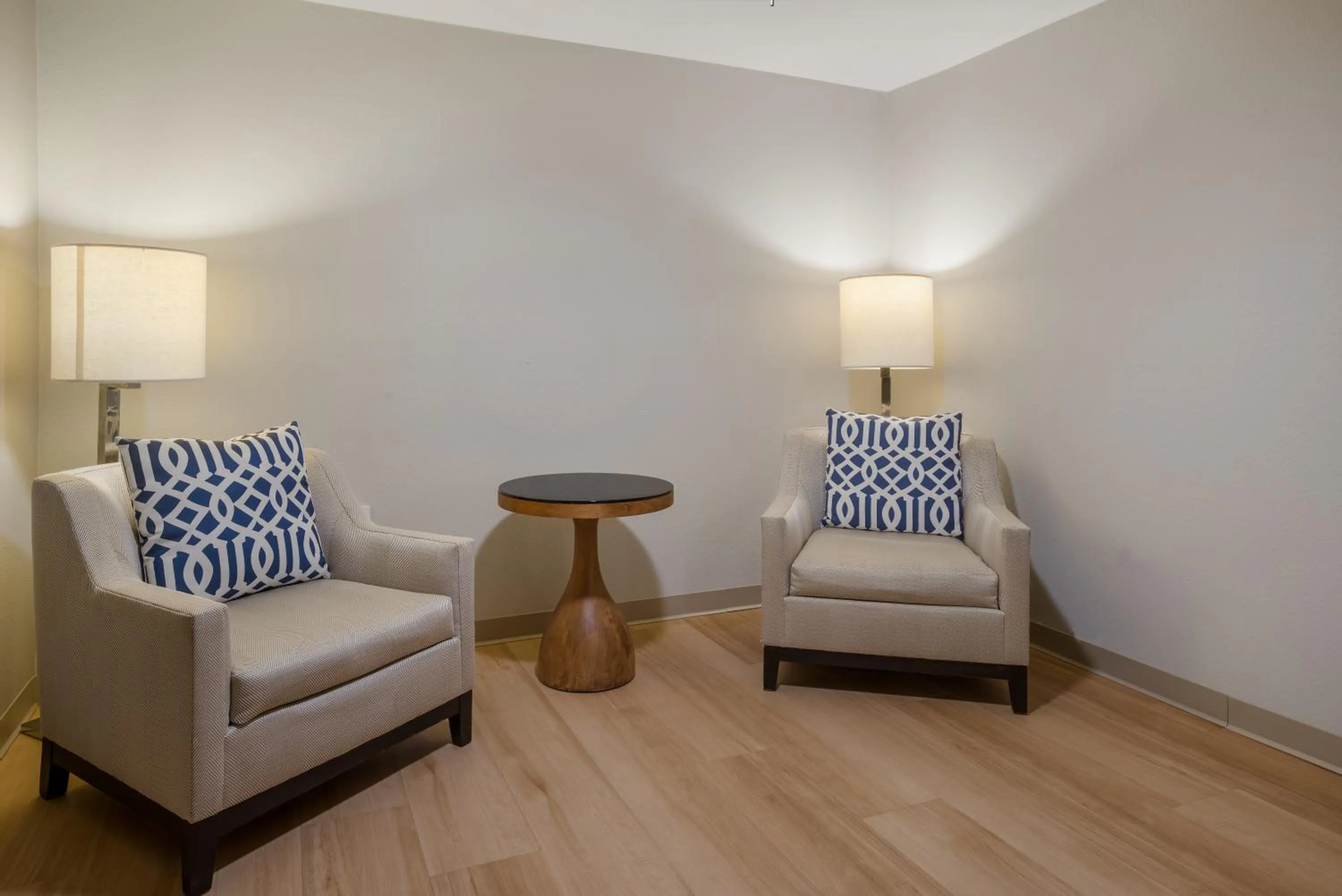 Seating area in The Marco Hotel Lake Charles