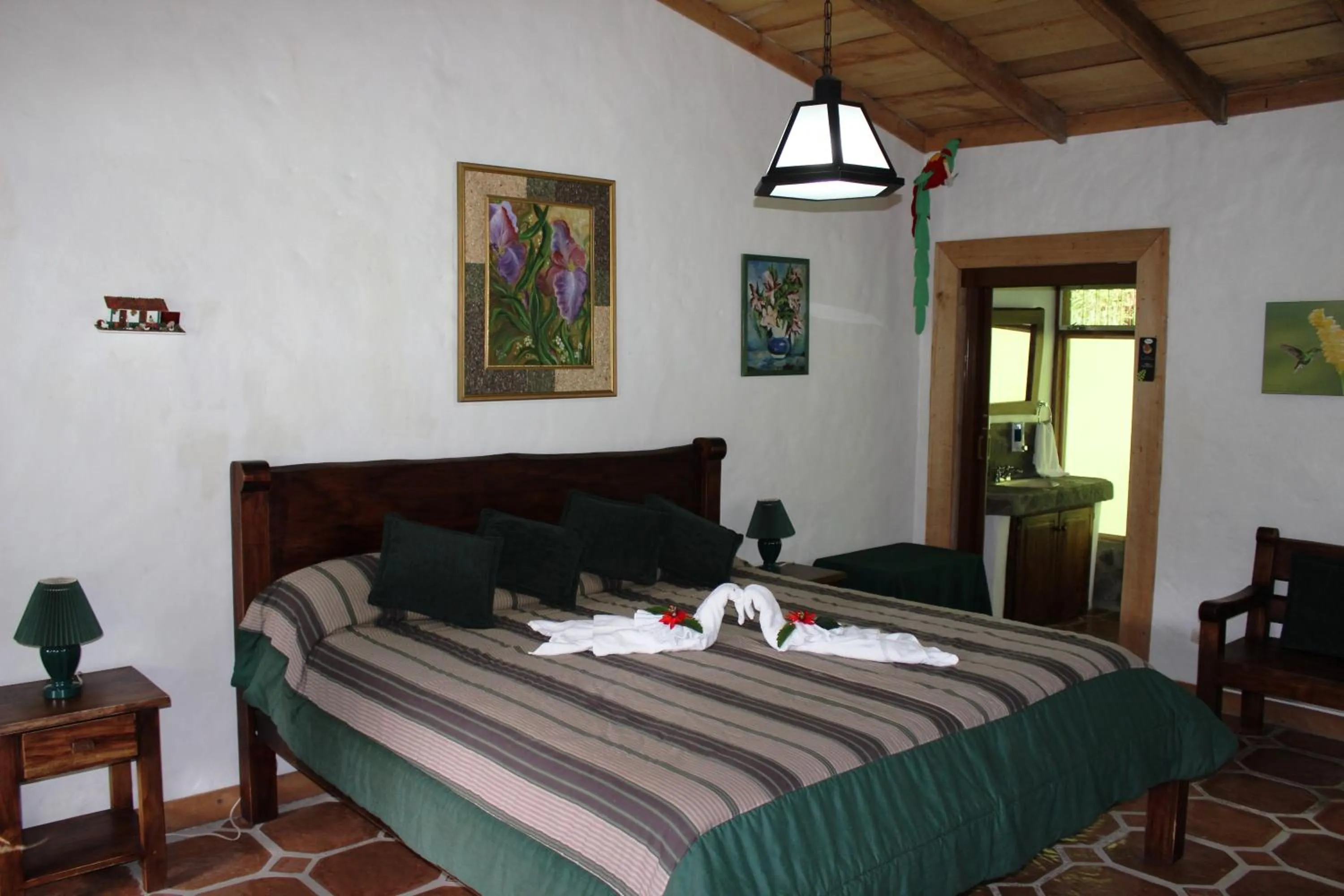 Bed in Bosque de Paz Reserva Biologica