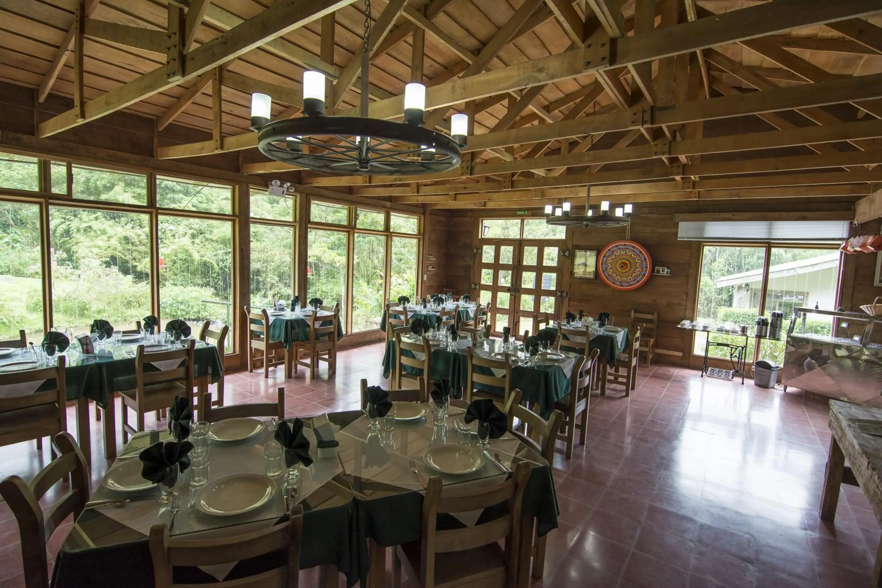 Restaurant/places to eat in Bosque de Paz Reserva Biologica