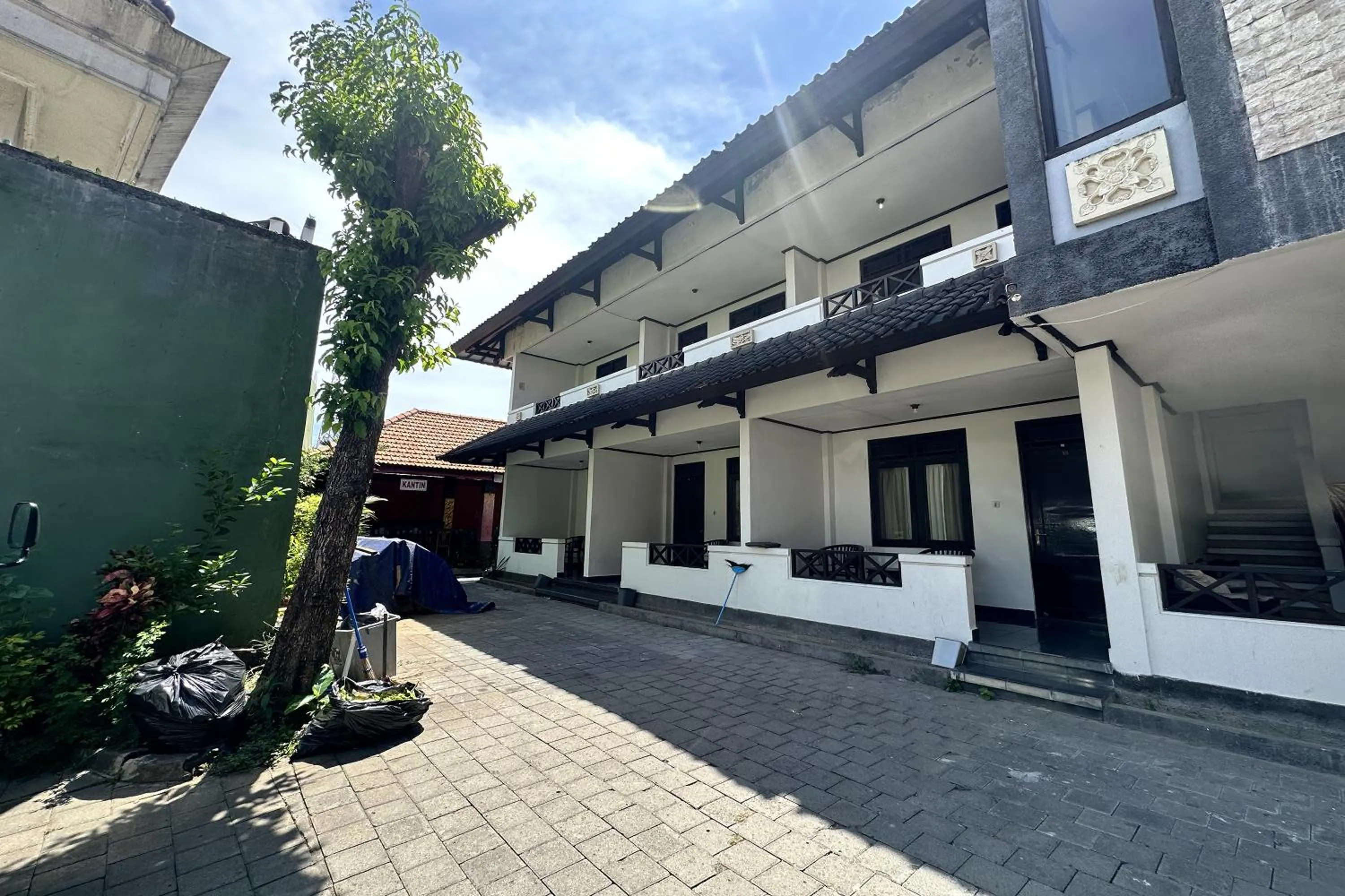 Property building in HOTEL WARTA SARI