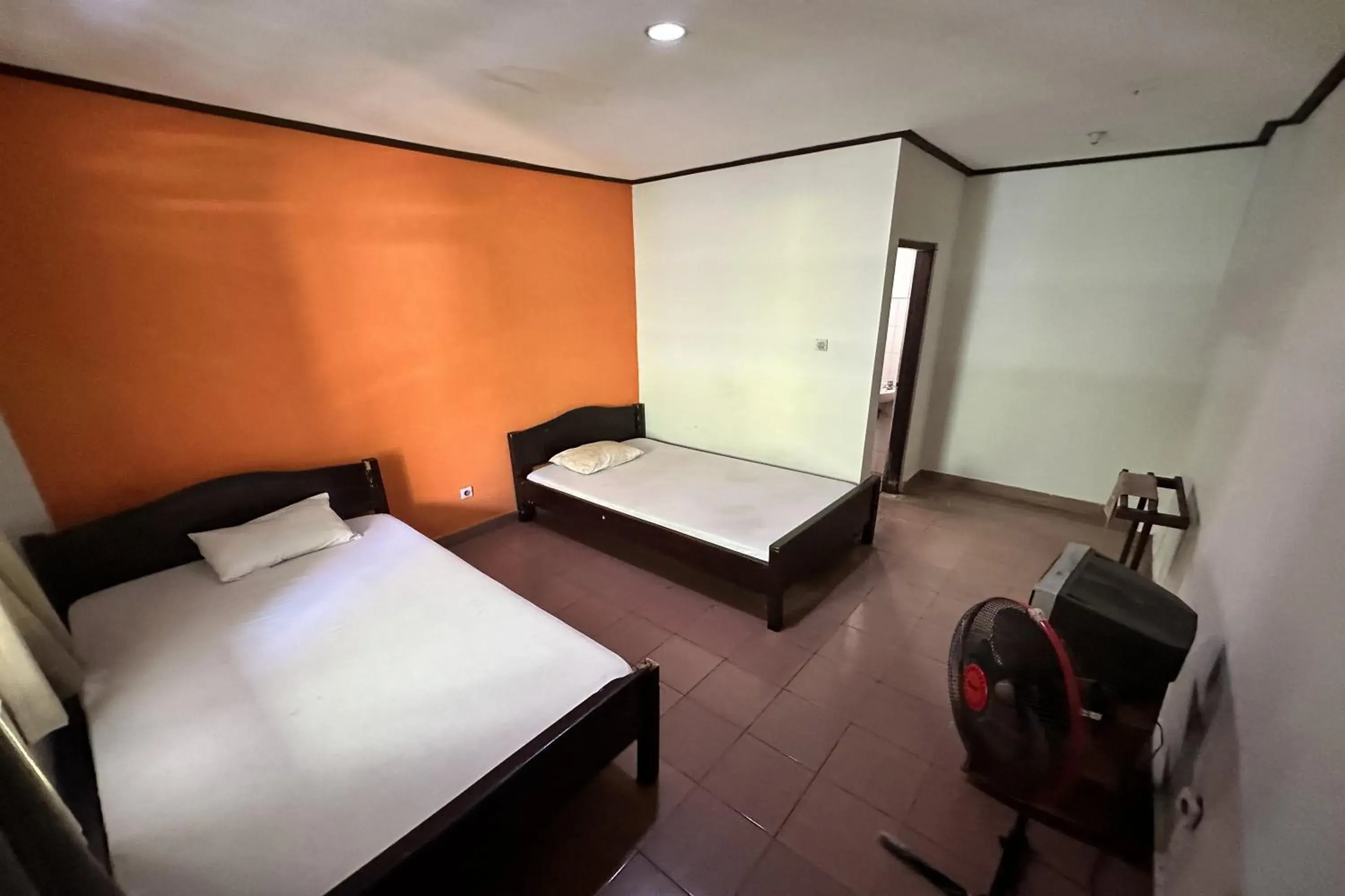 Standard Double Room with Fan in HOTEL WARTA SARI Standard Double Room with Fan in HOTEL WARTA SARI