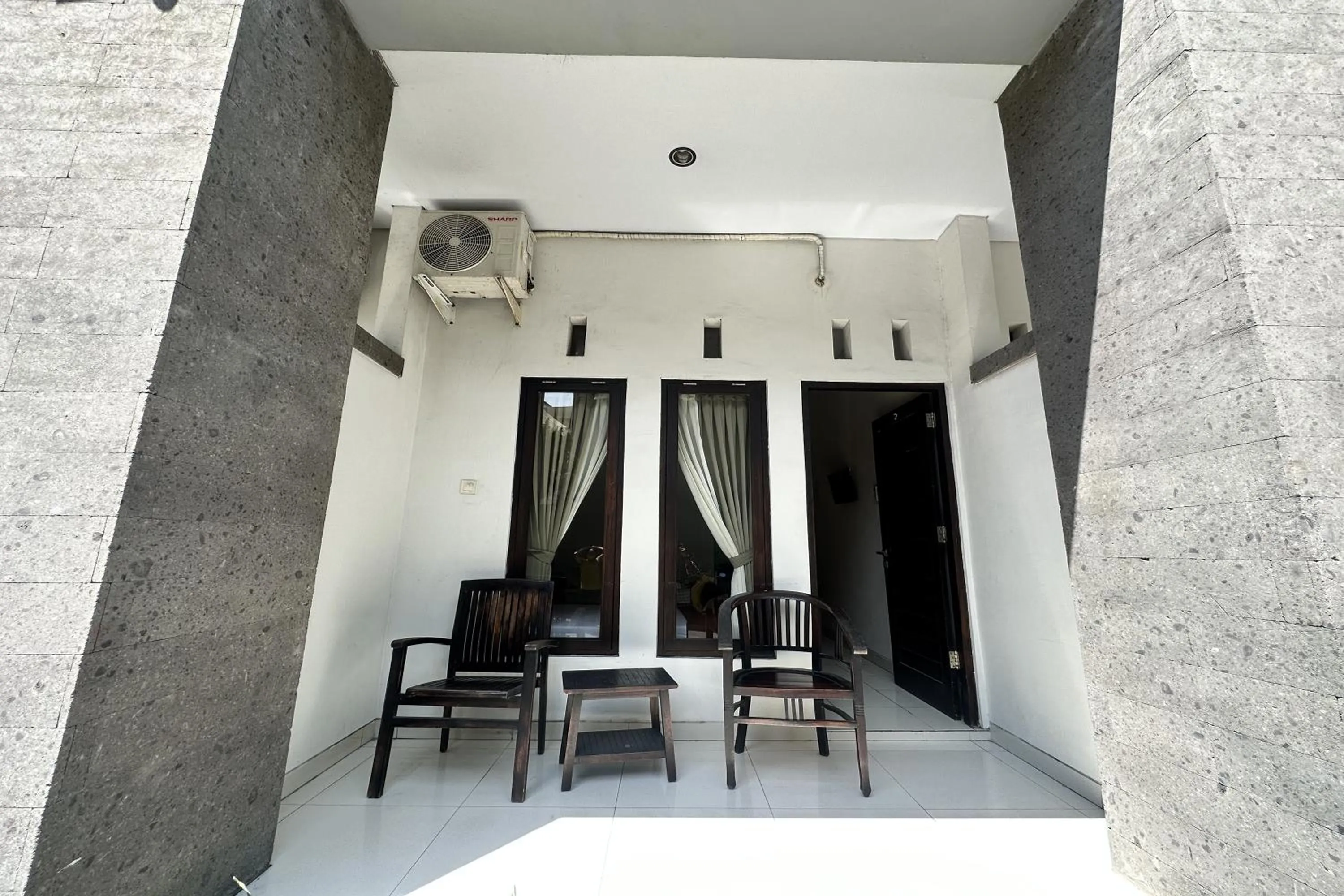 Patio in HOTEL WARTA SARI