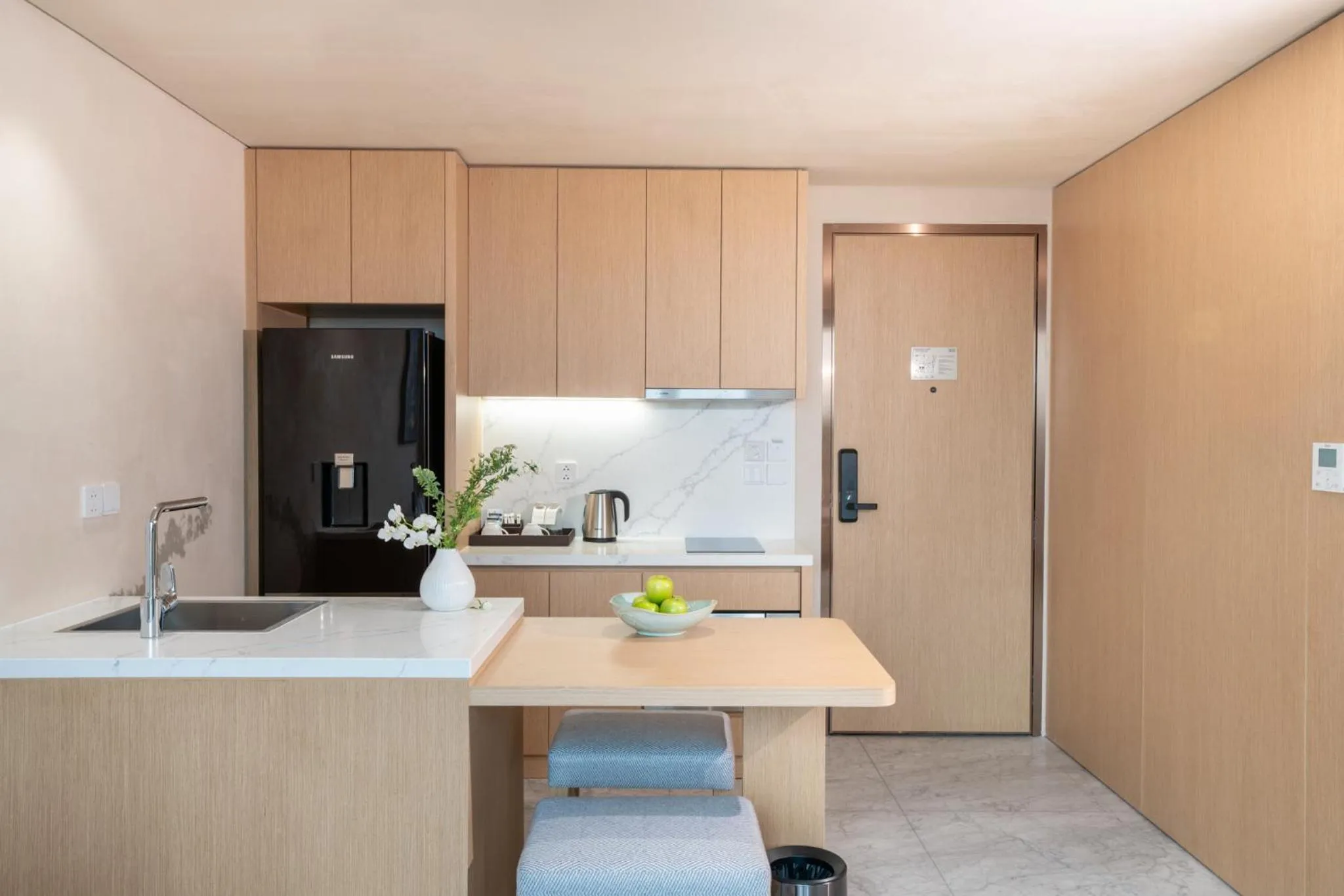 Kitchen or kitchenette in The Five Suites Lilas
