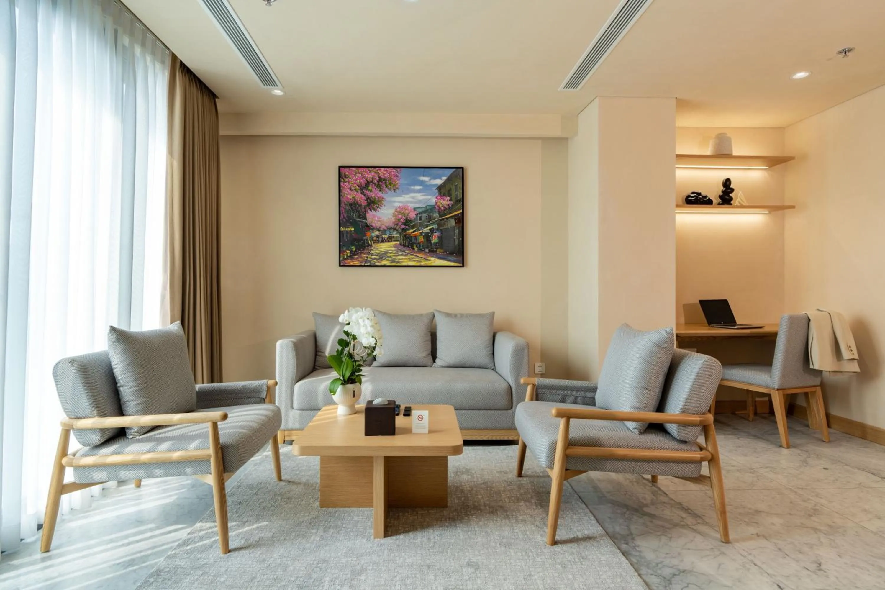 Living room in The Five Suites Lilas