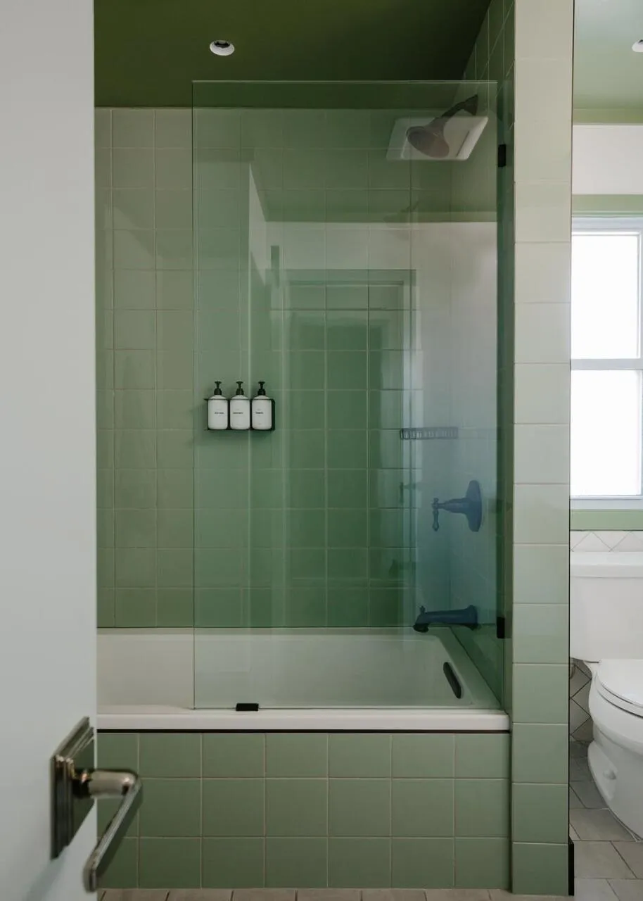 Daunts Albatross Motel