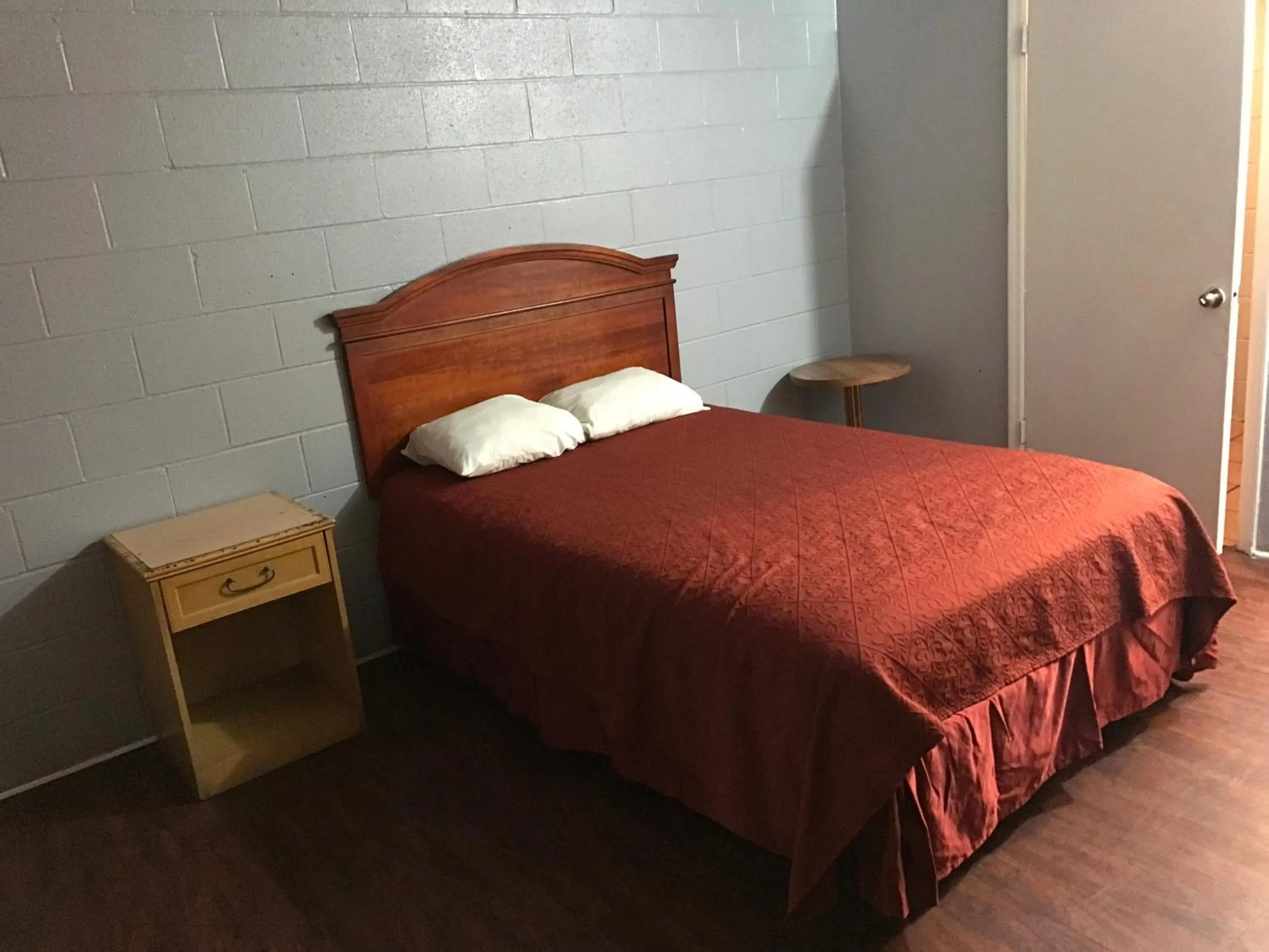 Bed in Sky Inn Hotel