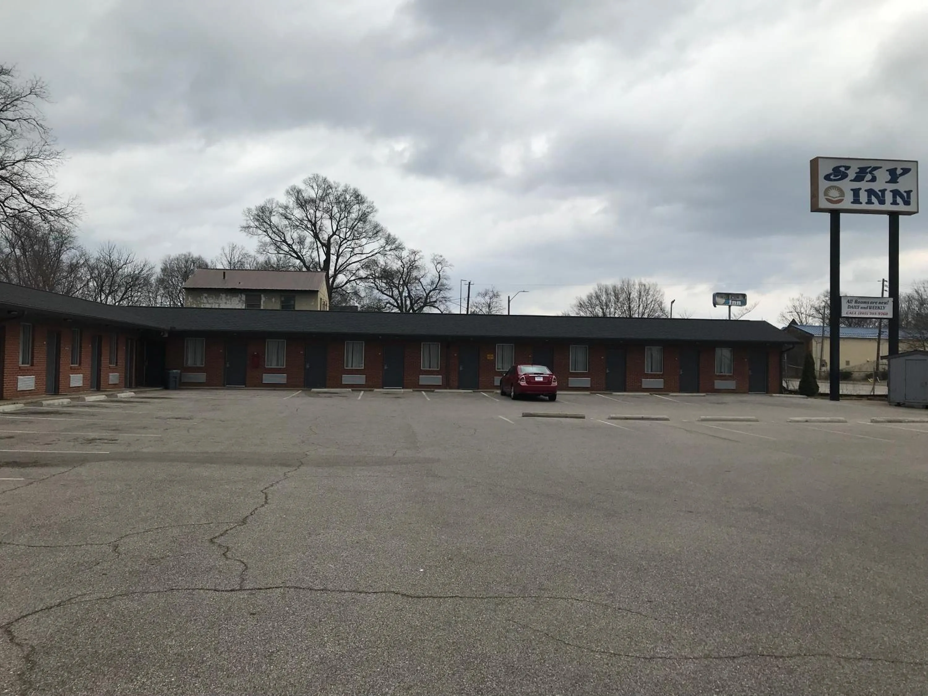 Property building in Sky Inn Hotel