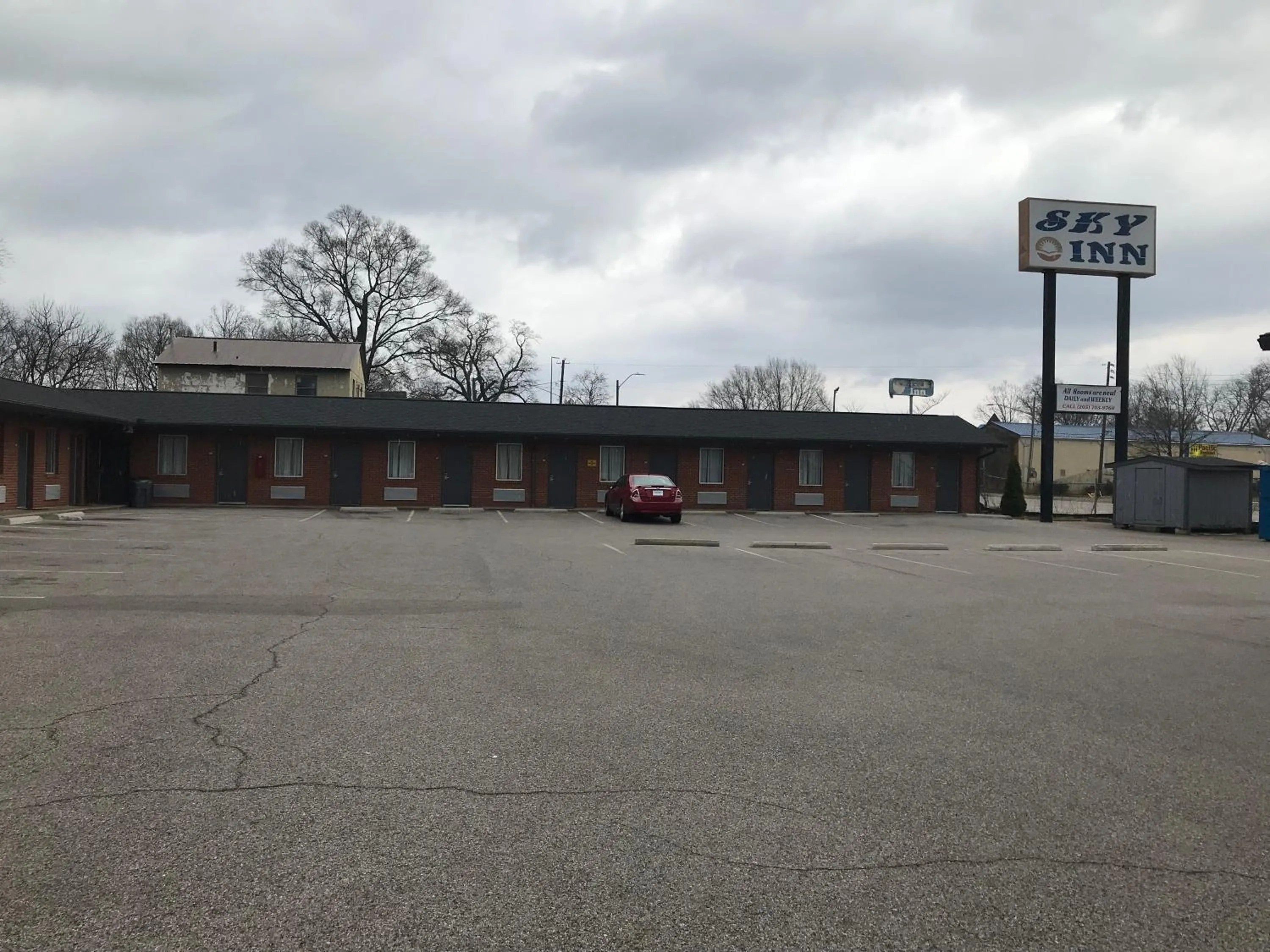 Property building in Sky Inn Hotel