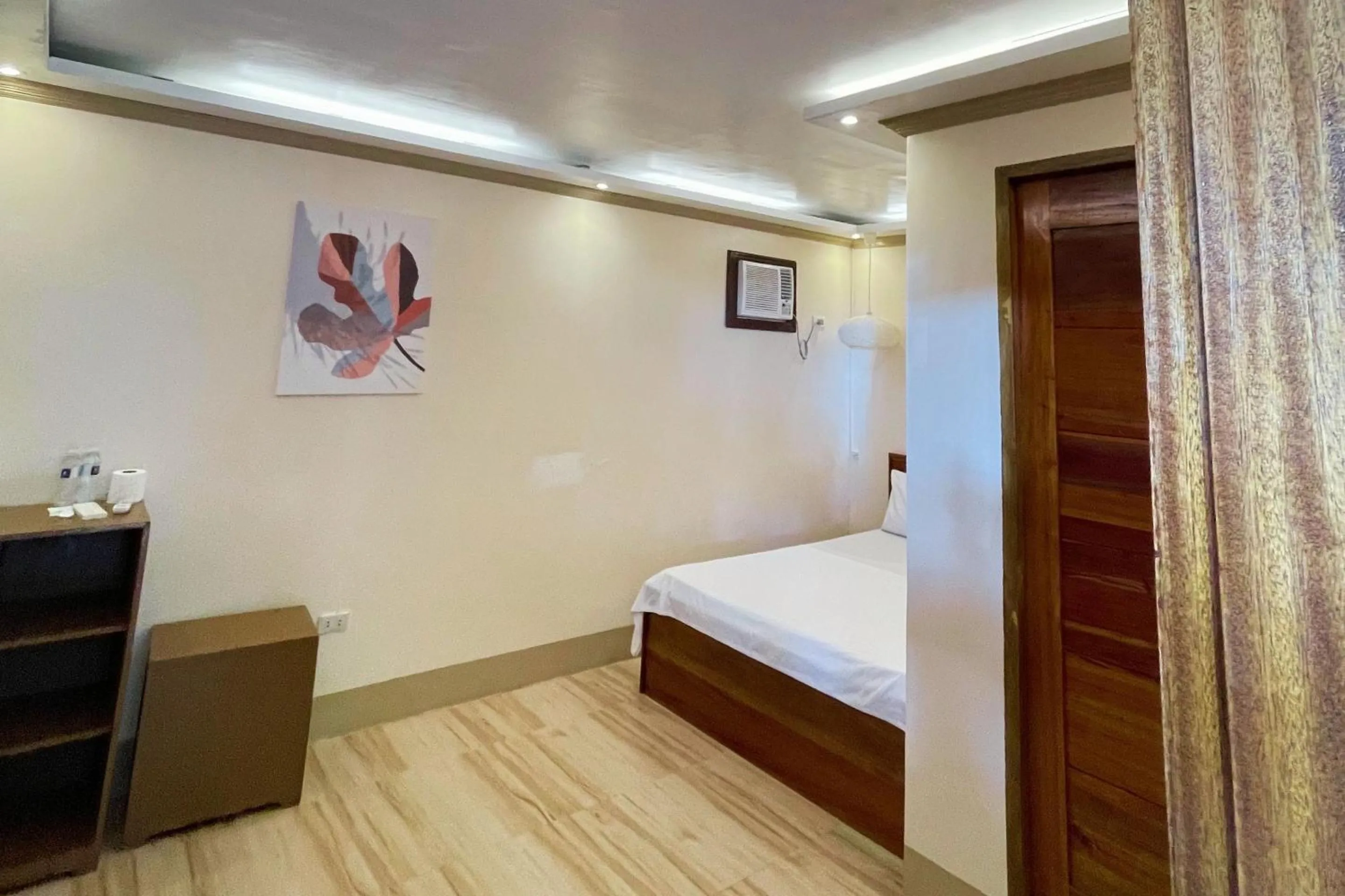 Bedroom, Bed in Durhan White Beach Resort powered by Cocotel