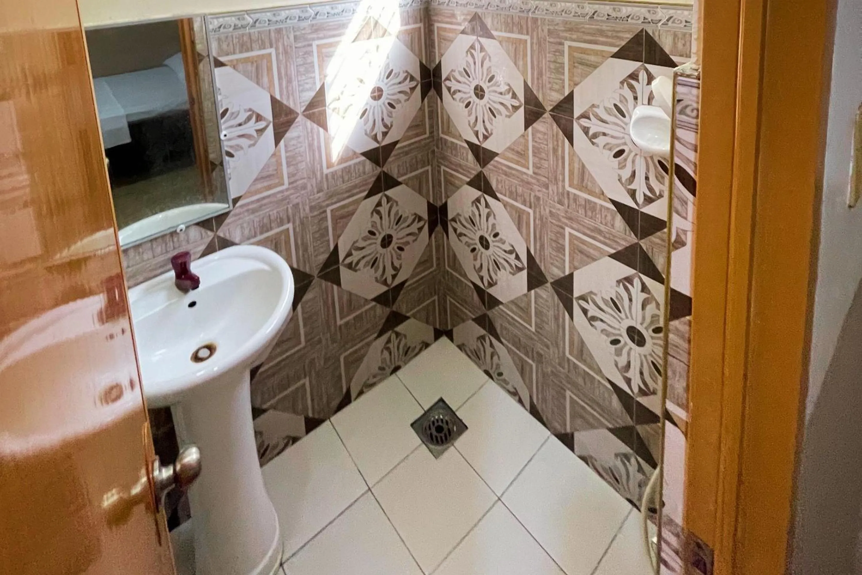 Bathroom in Durhan White Beach Resort powered by Cocotel