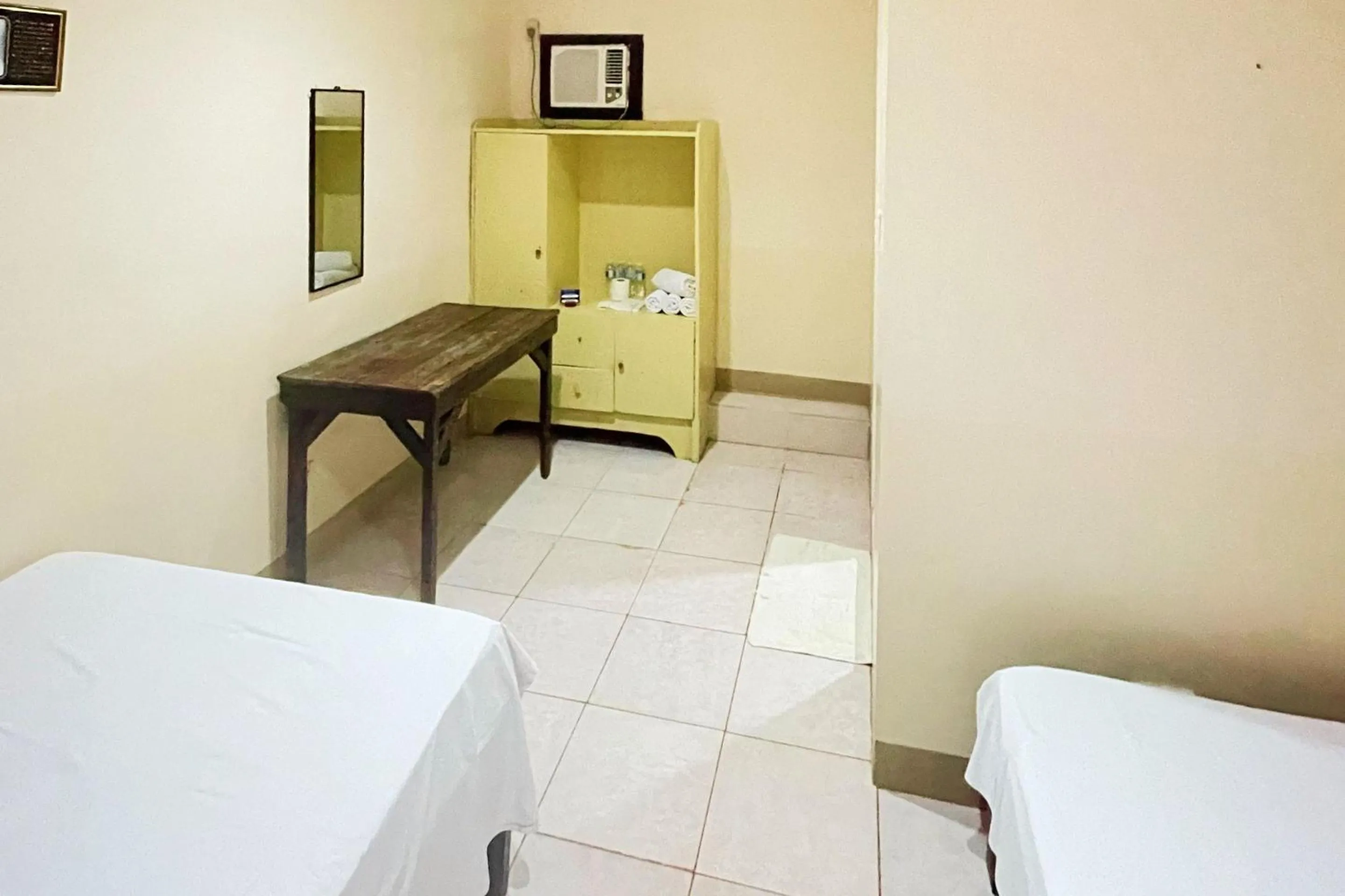 Bedroom, Bed in Durhan White Beach Resort powered by Cocotel