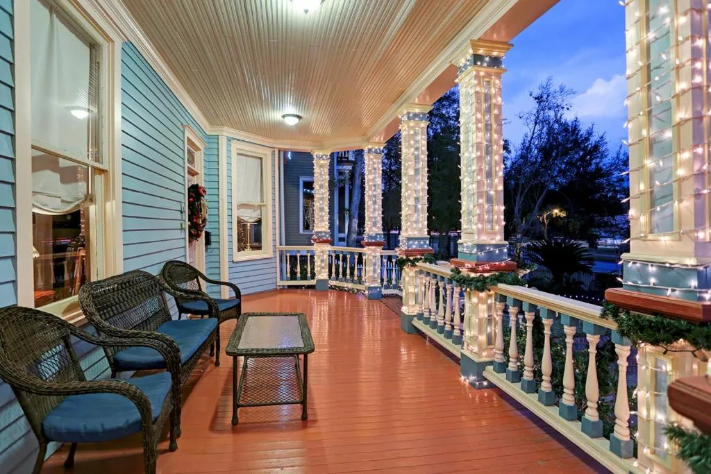 Sara's Inn on the Boulevard