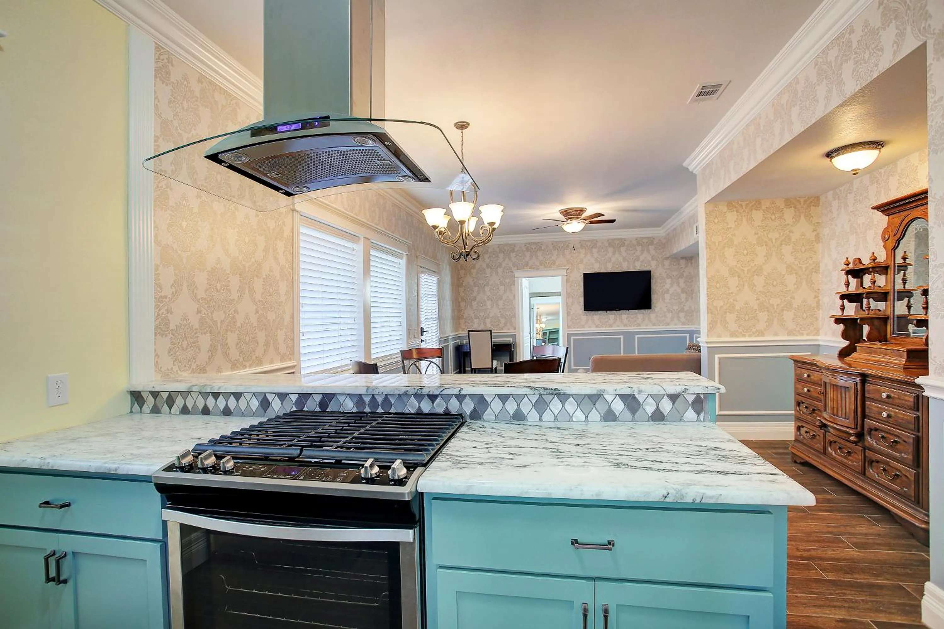 Sara's Inn on the Boulevard