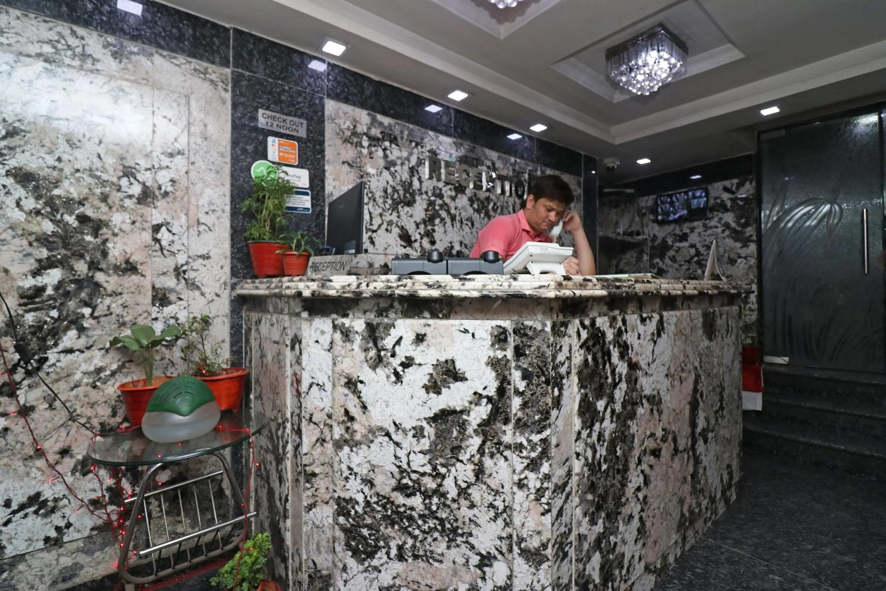 Lobby or reception in Hotel O by OYO A G Residency & Son