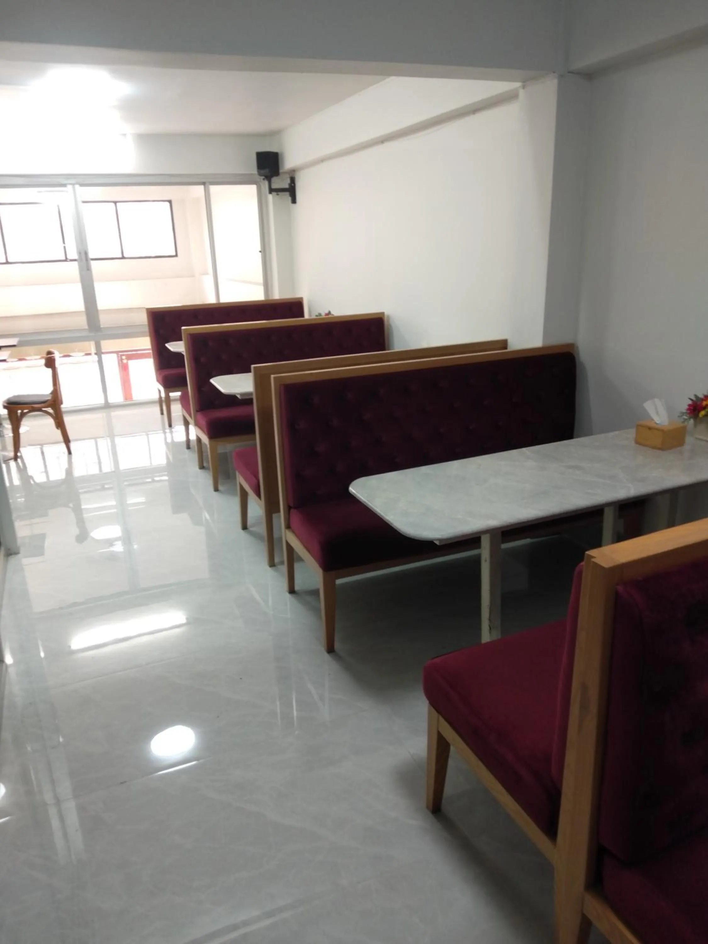 Restaurant/places to eat in Sweety Secret Guesthouse