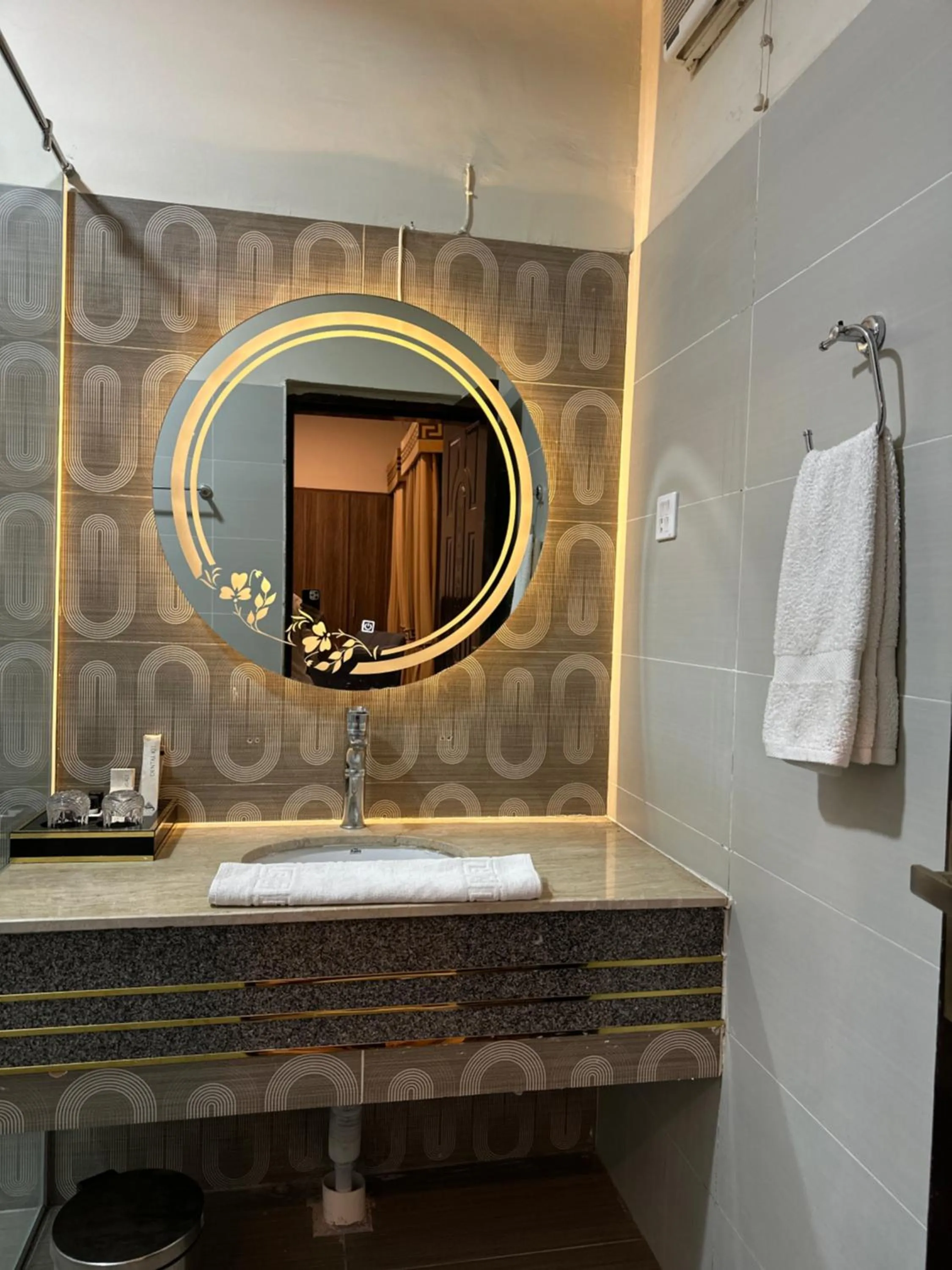 Bathroom in Burj Ul Zaki