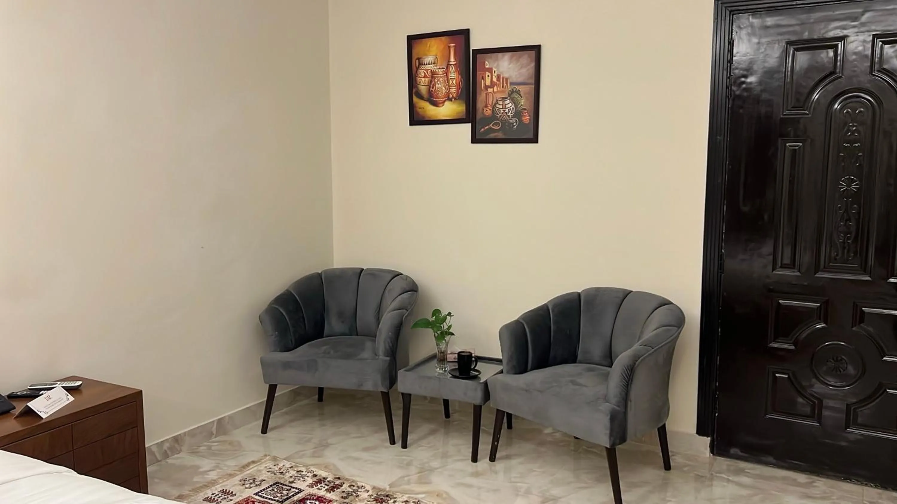 Living room in Burj Ul Zaki