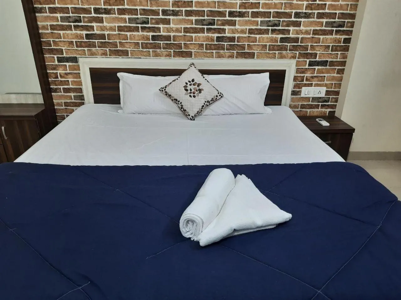 Bed in Staeg Heart of City 2BHK 201