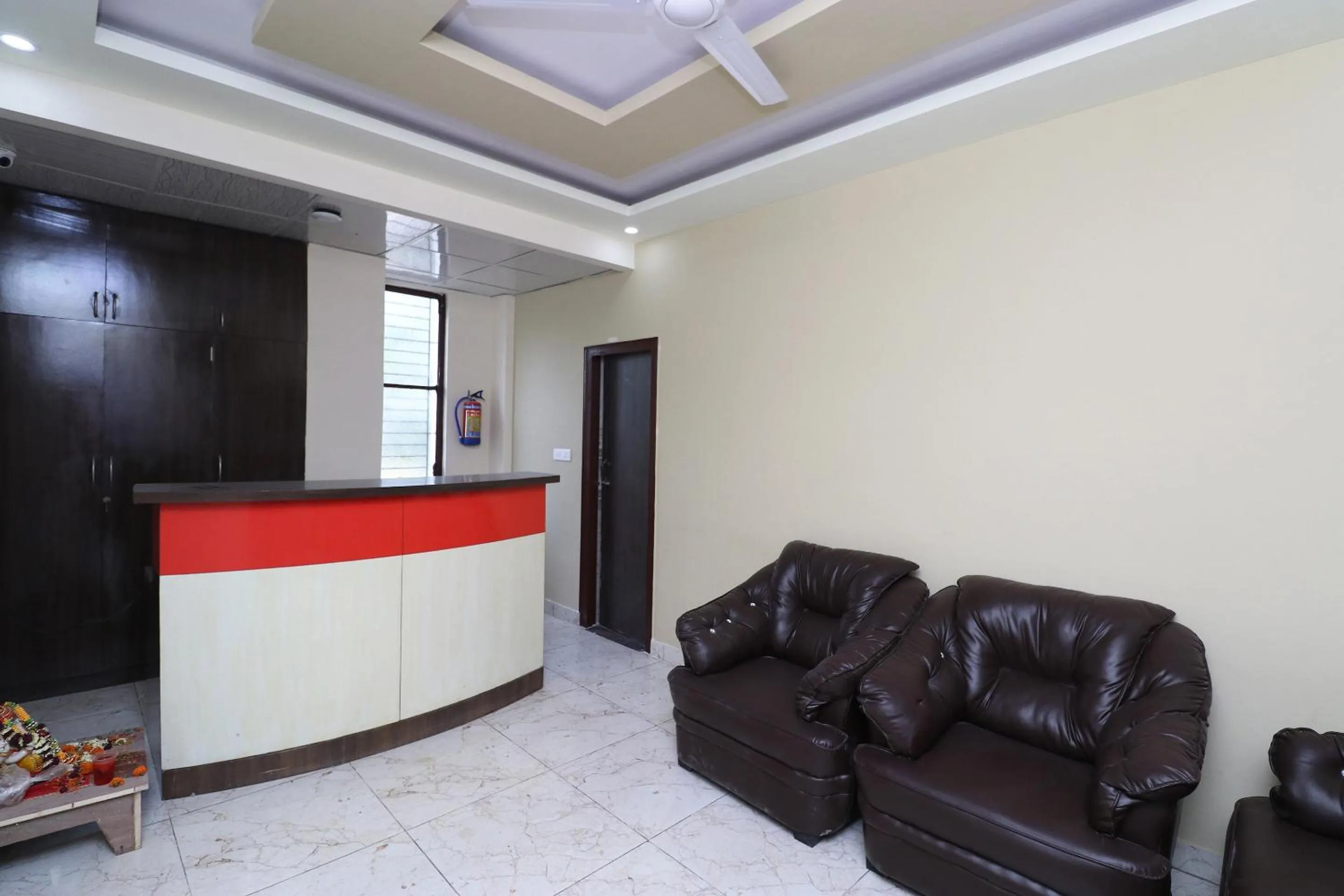 Lobby or reception in Hotel O by OYO Aviraj Inn