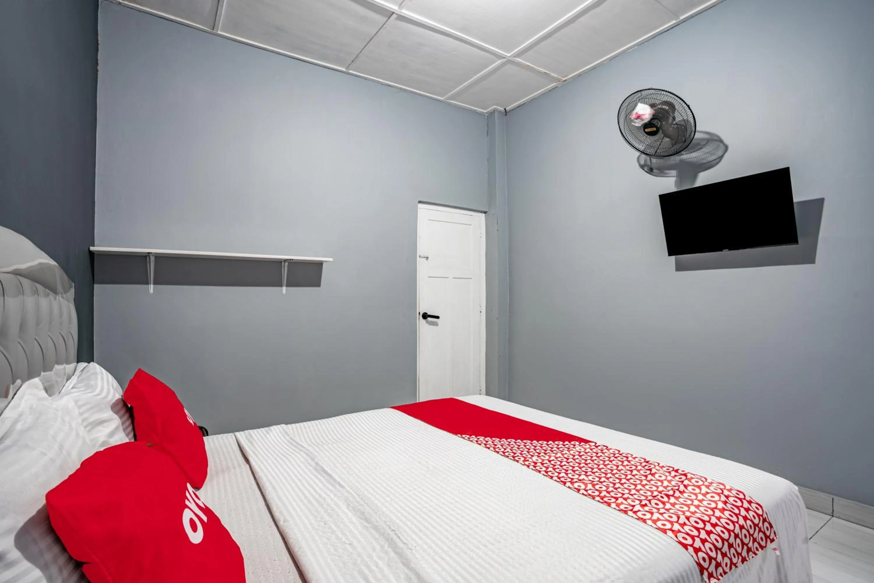 Bedroom in SUPER OYO Gandaria Guest House Near Masjid Raya Sumatera Barat