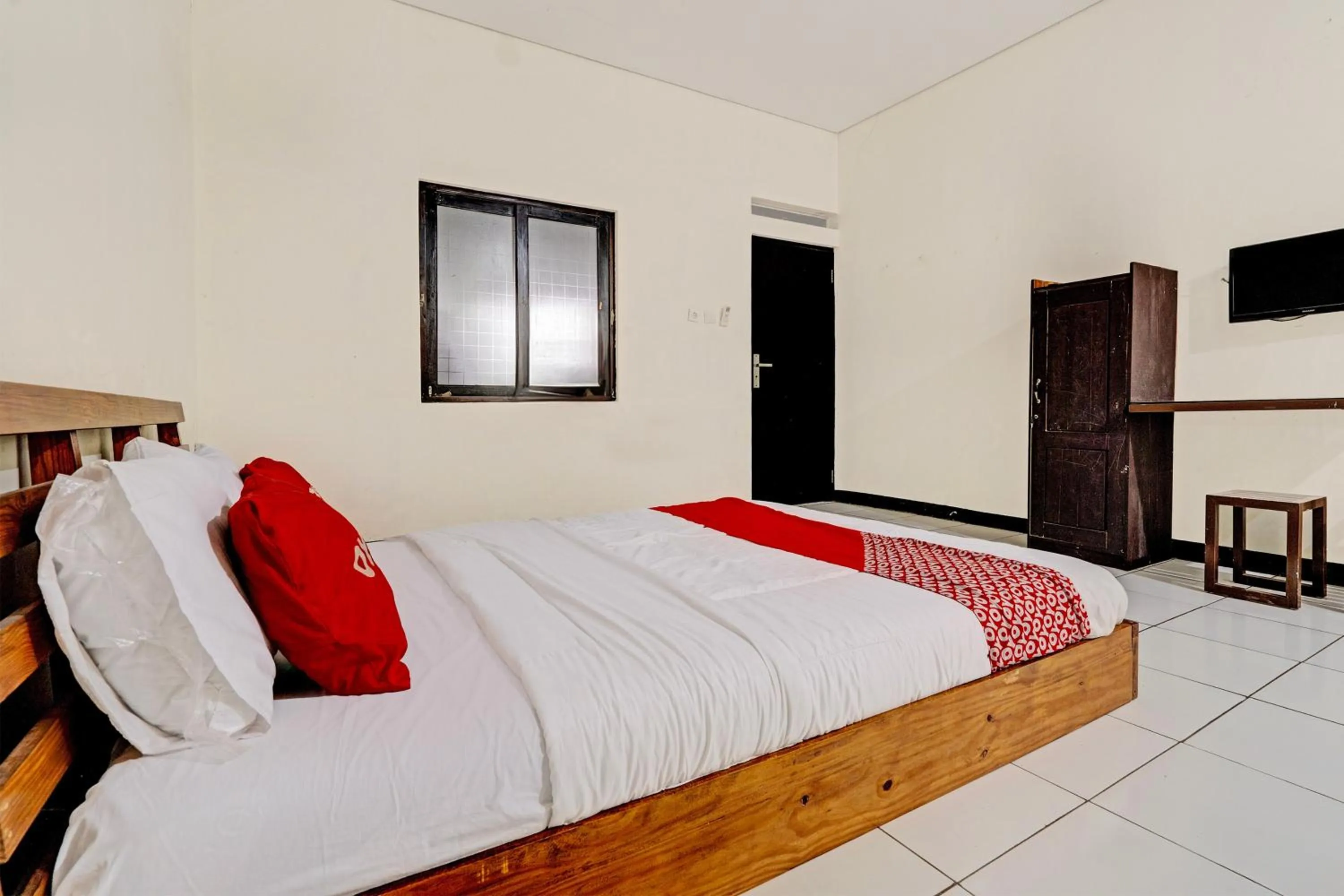 Bedroom, Bed in OYO LIFE 93634 Penginapan D'palinggihan Syariah