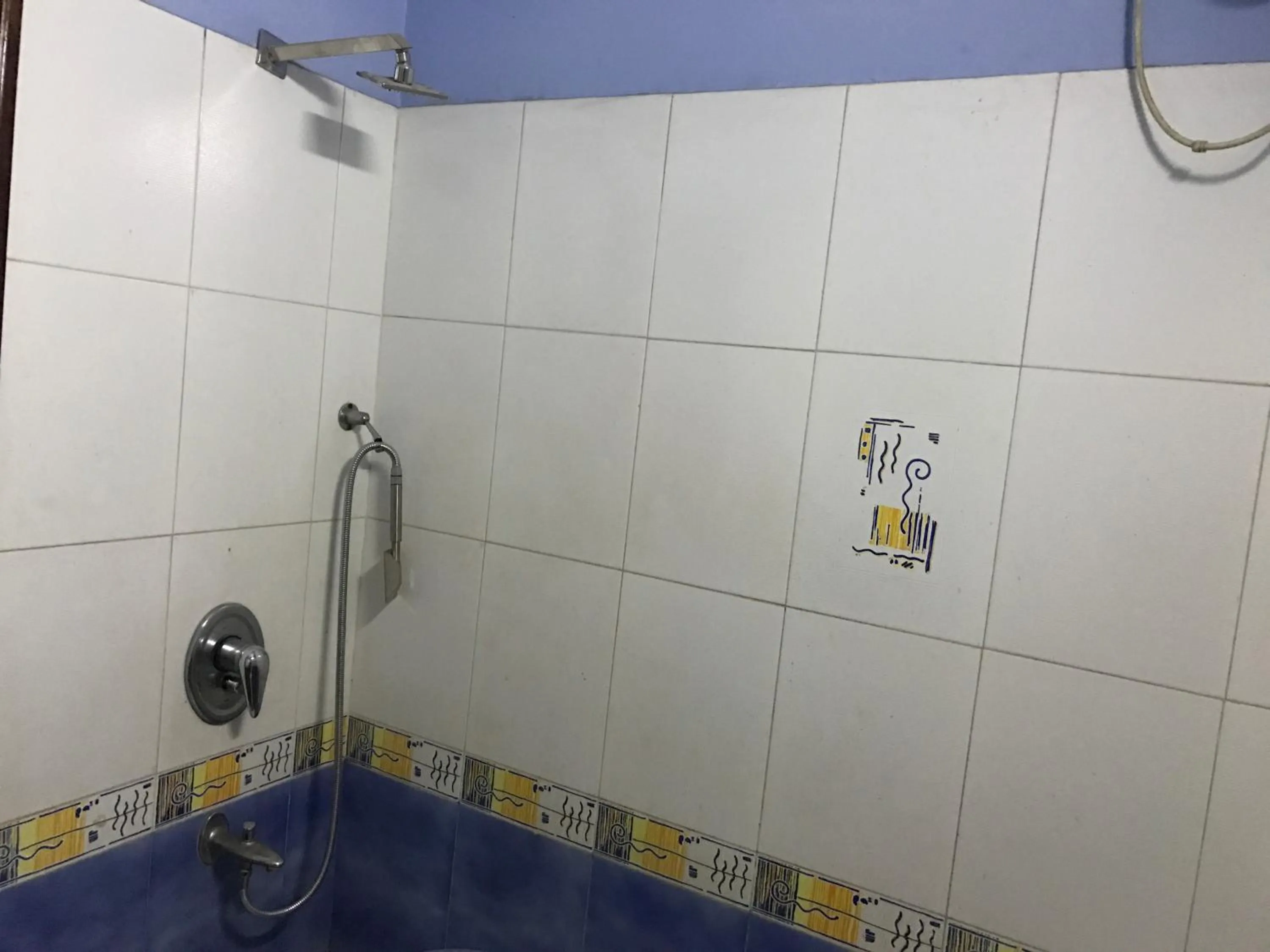 Bathroom in Hotel D R International