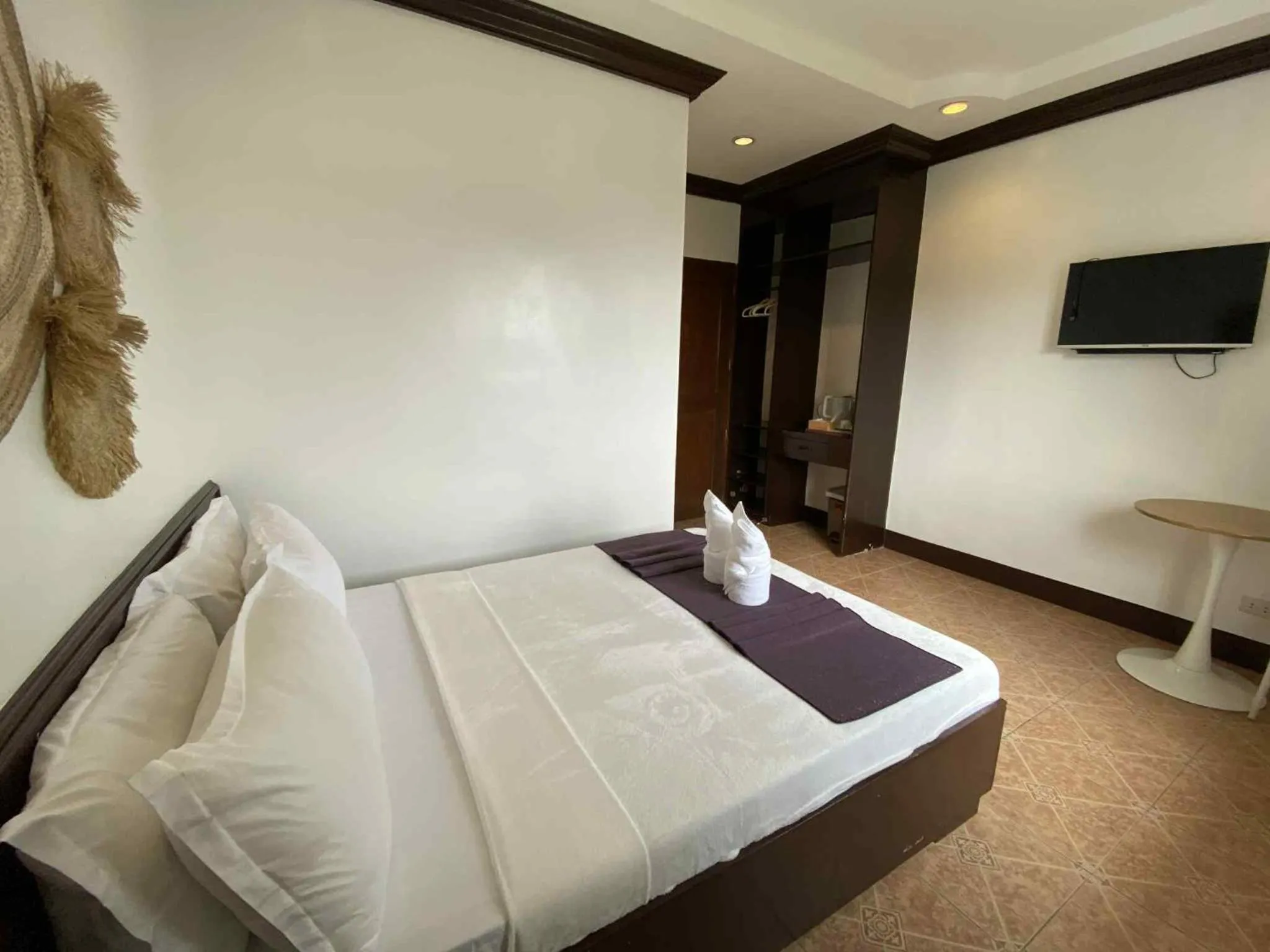 Bed in Oceana Bay Coron