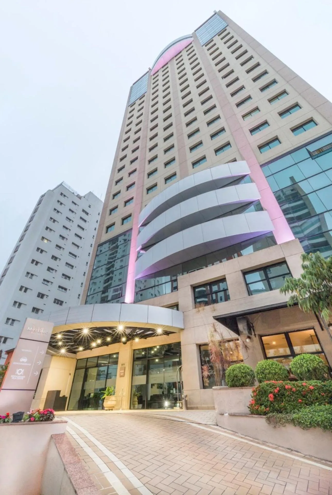 Property building in Studio premium Privillege Ibirapuera