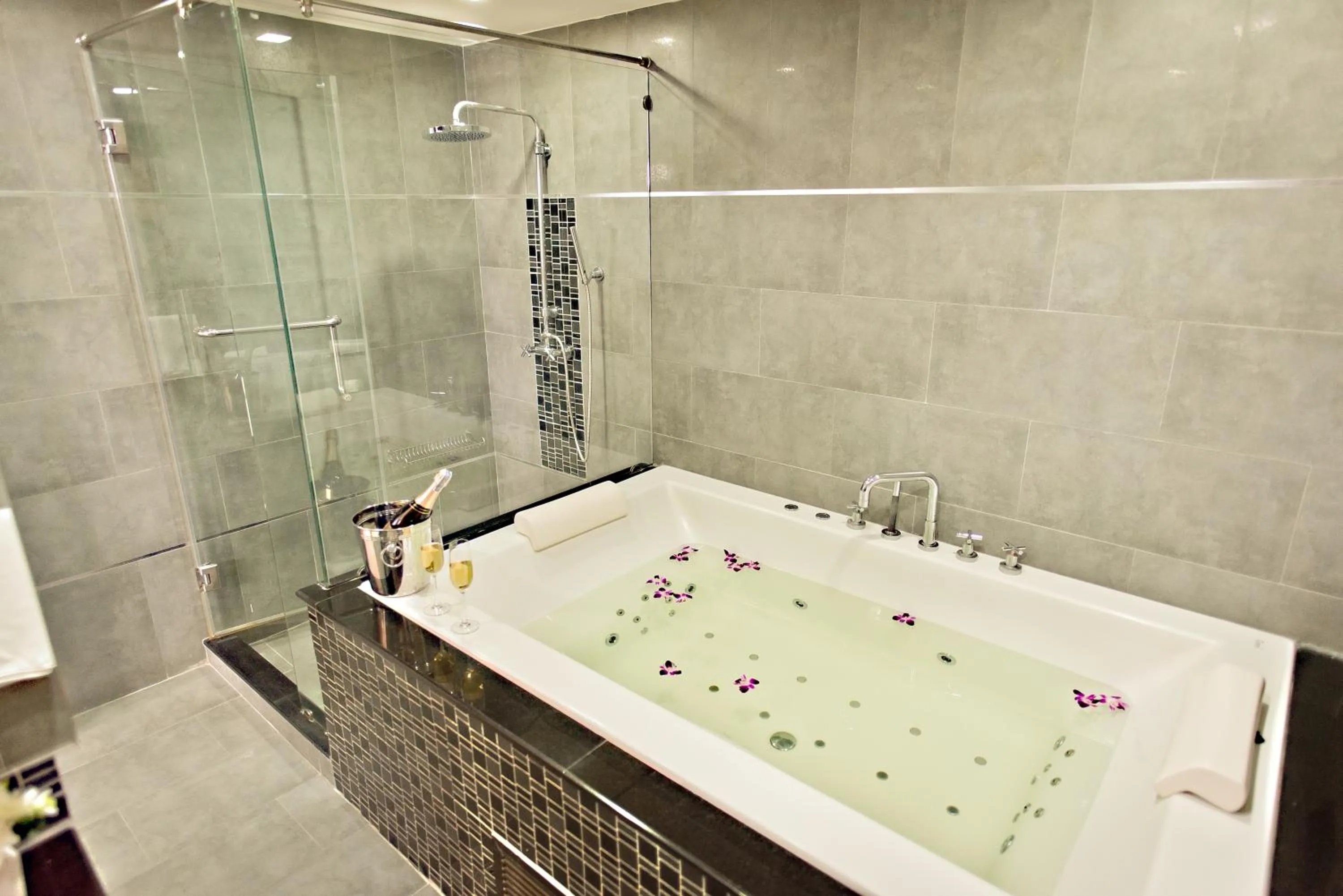 Shower in Citismart Luxury Apartments