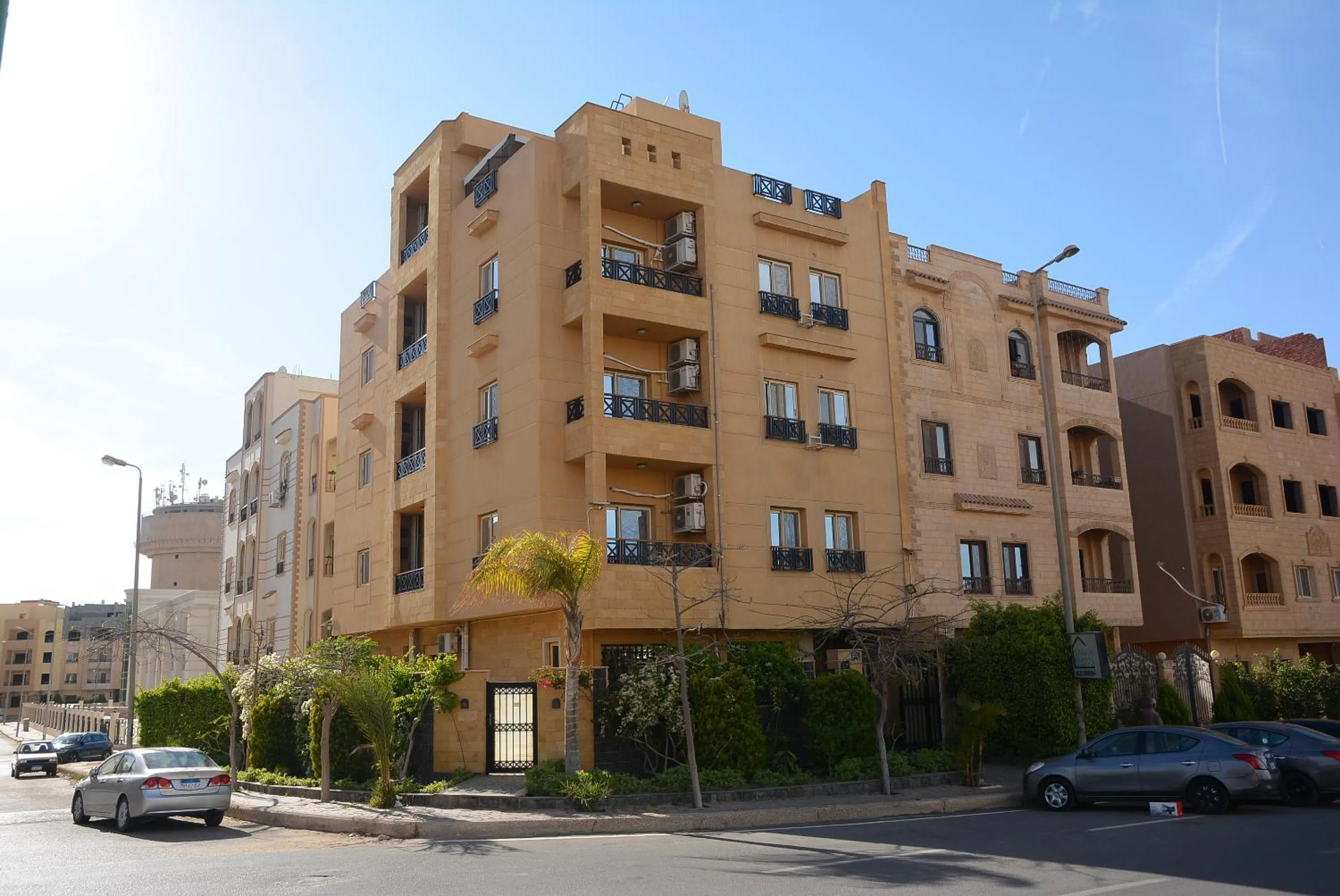 Property building in Sakan 275