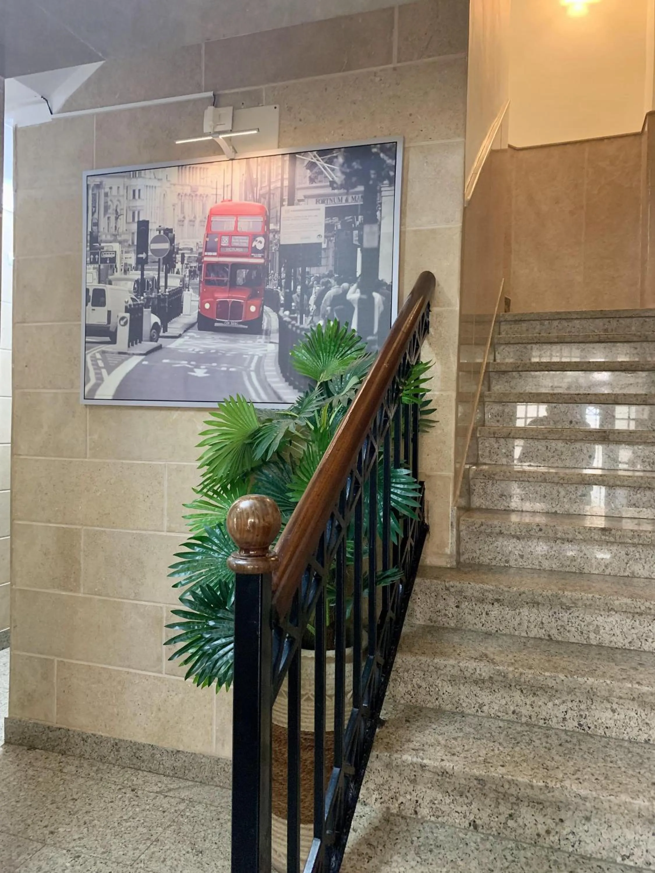 Facade/entrance in Sakan 275