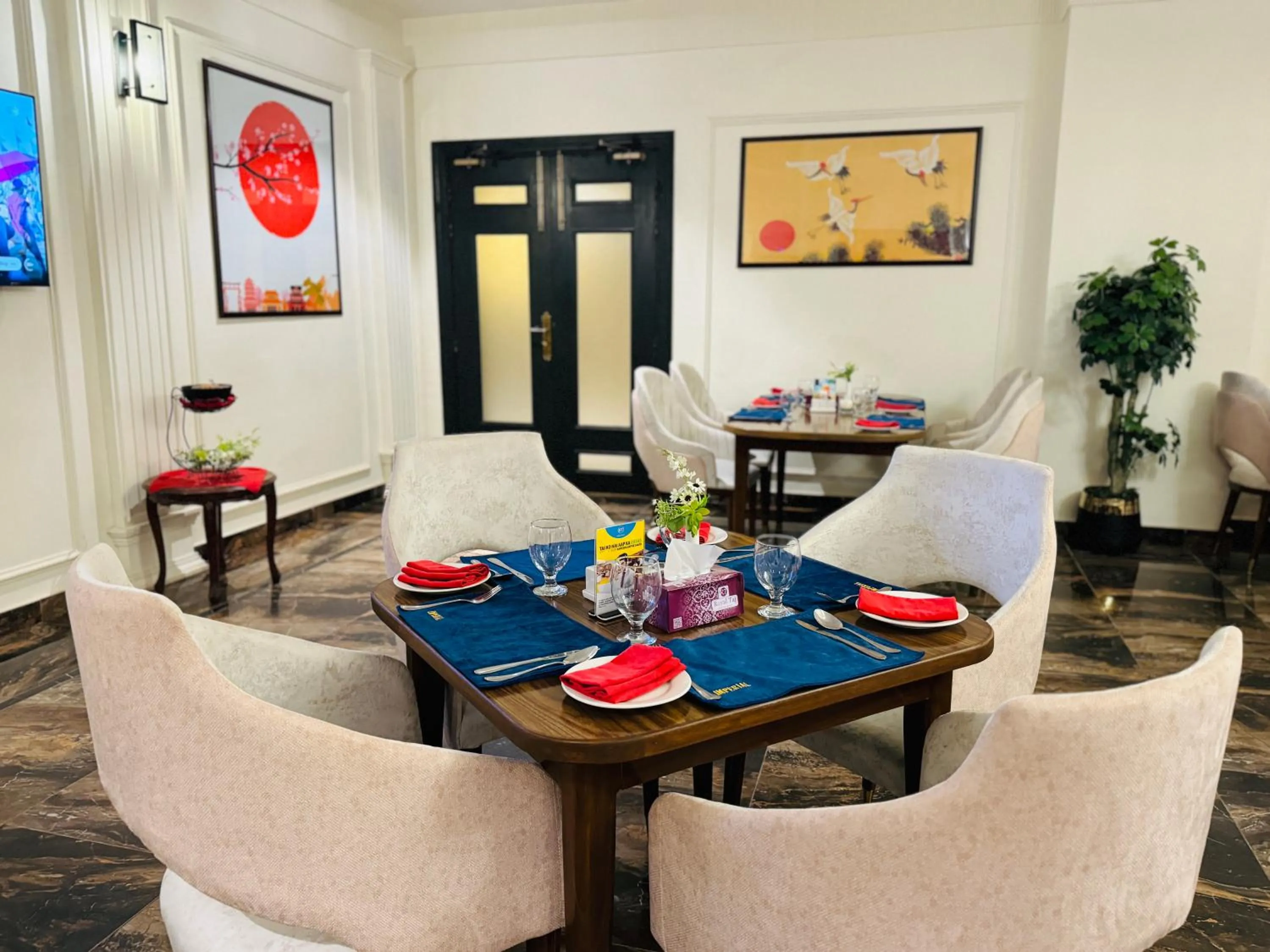 Restaurant/places to eat in RT Grace Royal Taj Hotel Sukkur