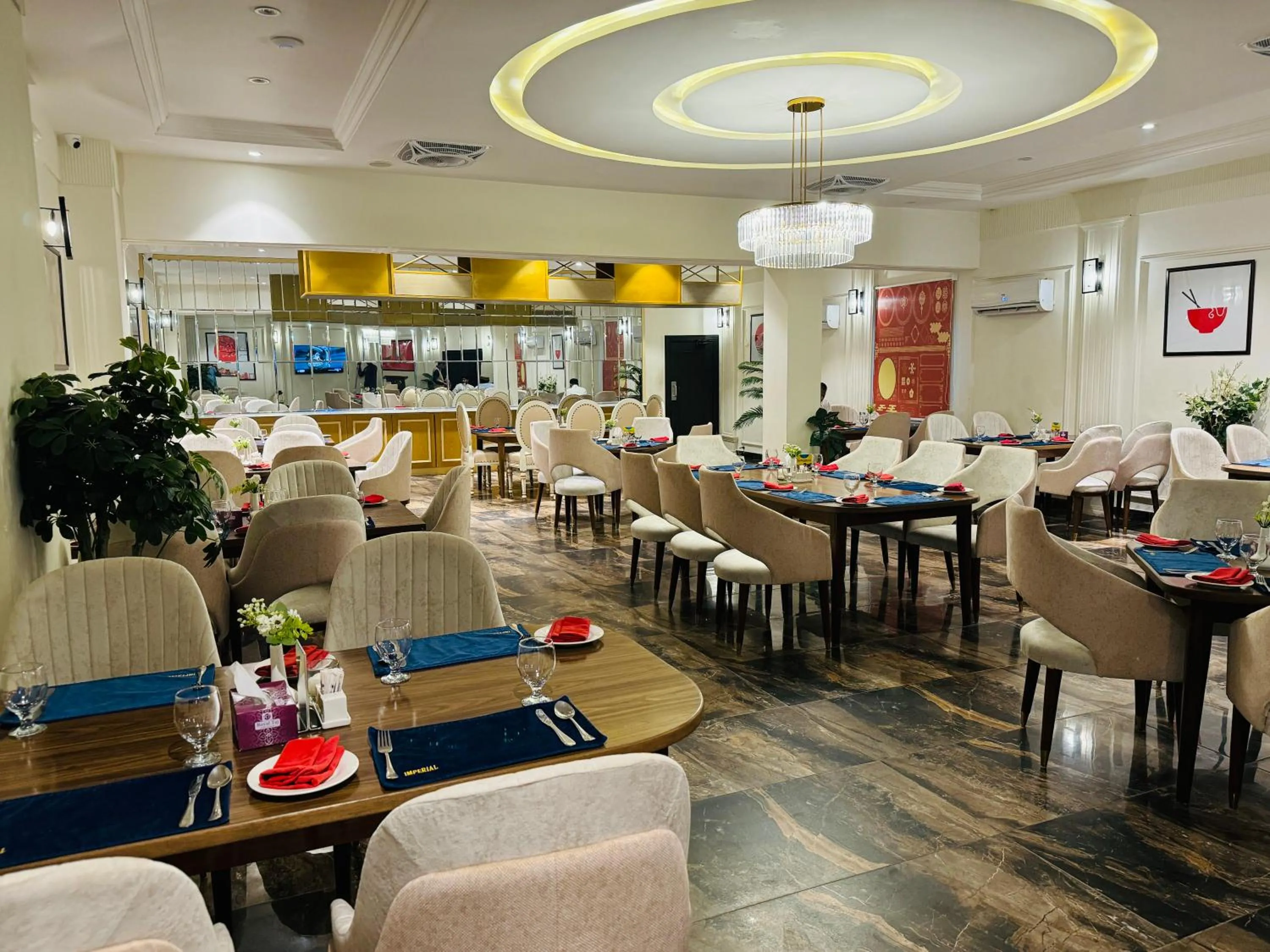 Restaurant/places to eat in RT Grace Royal Taj Hotel Sukkur