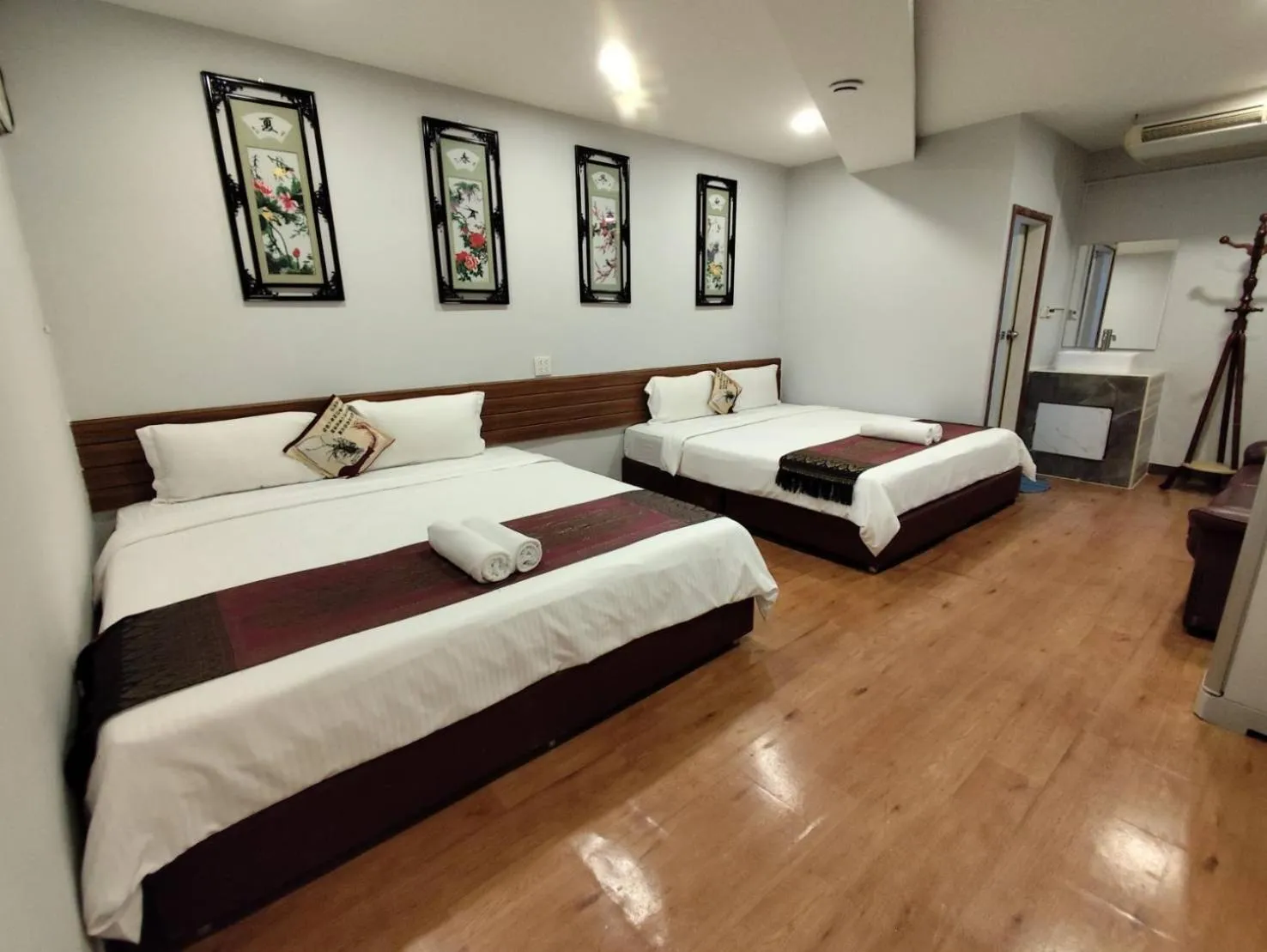 Bed in Longzhu Guesthouse