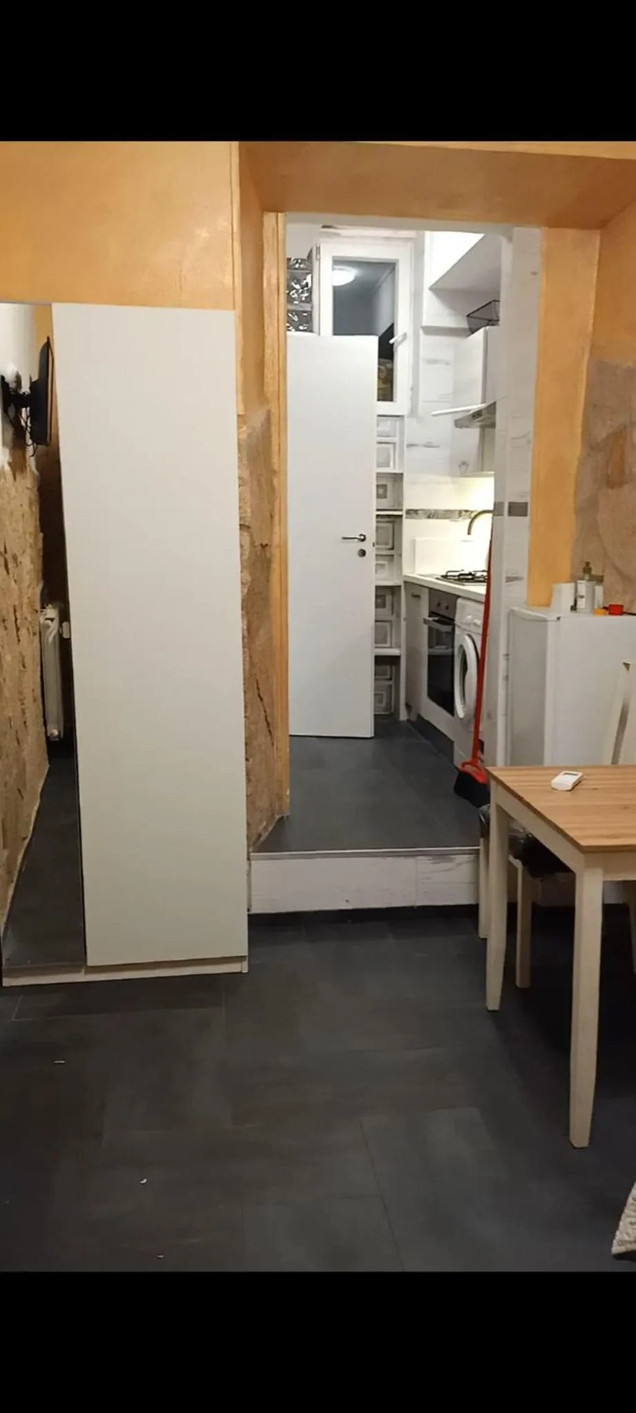 Kitchen or kitchenette in Cowsin House