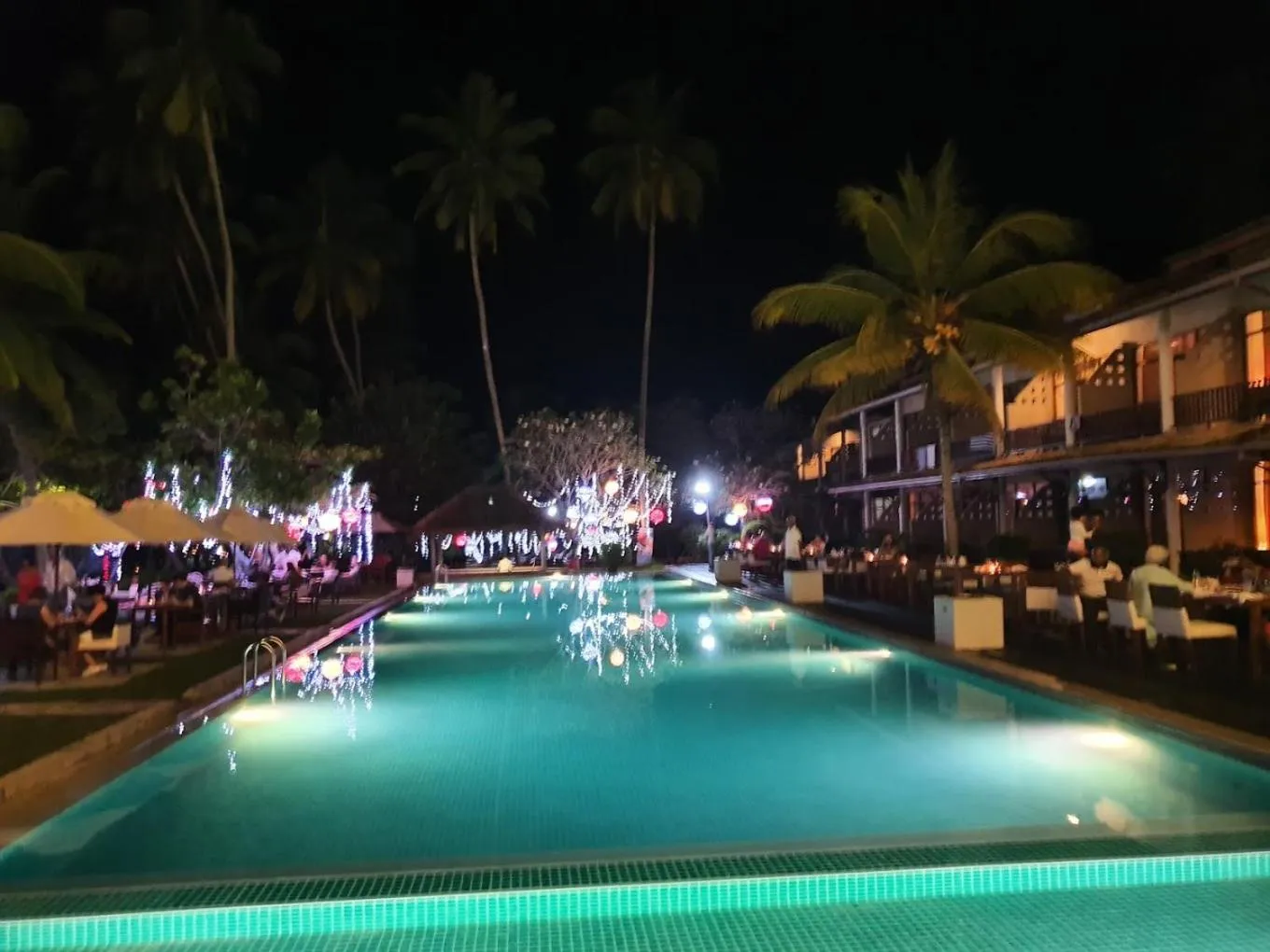 Swimming pool in Paradise Beach Club