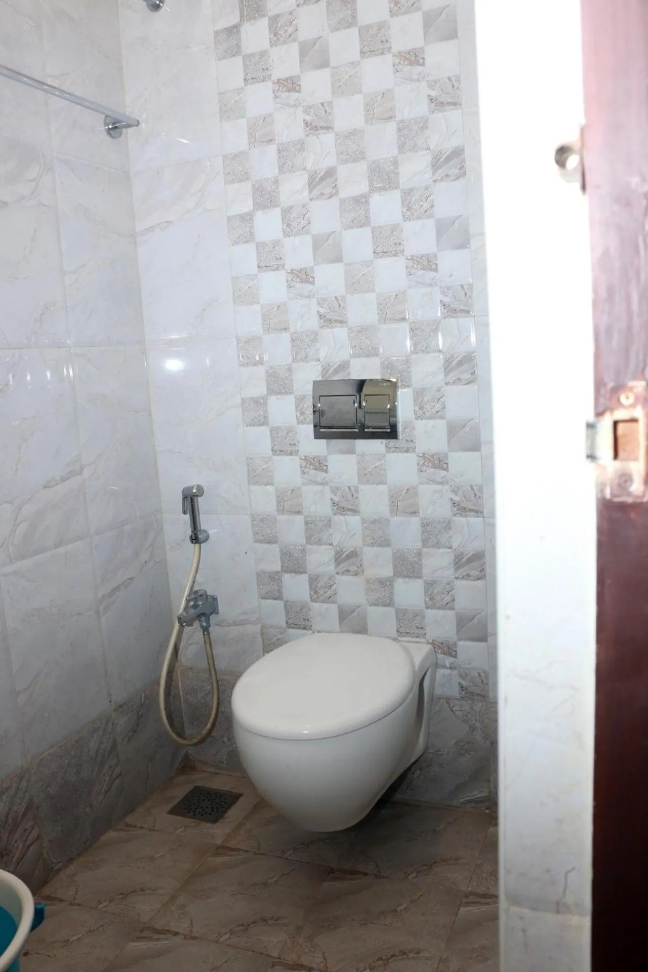 Toilet in Elgozo Hotel Dreams Parasise