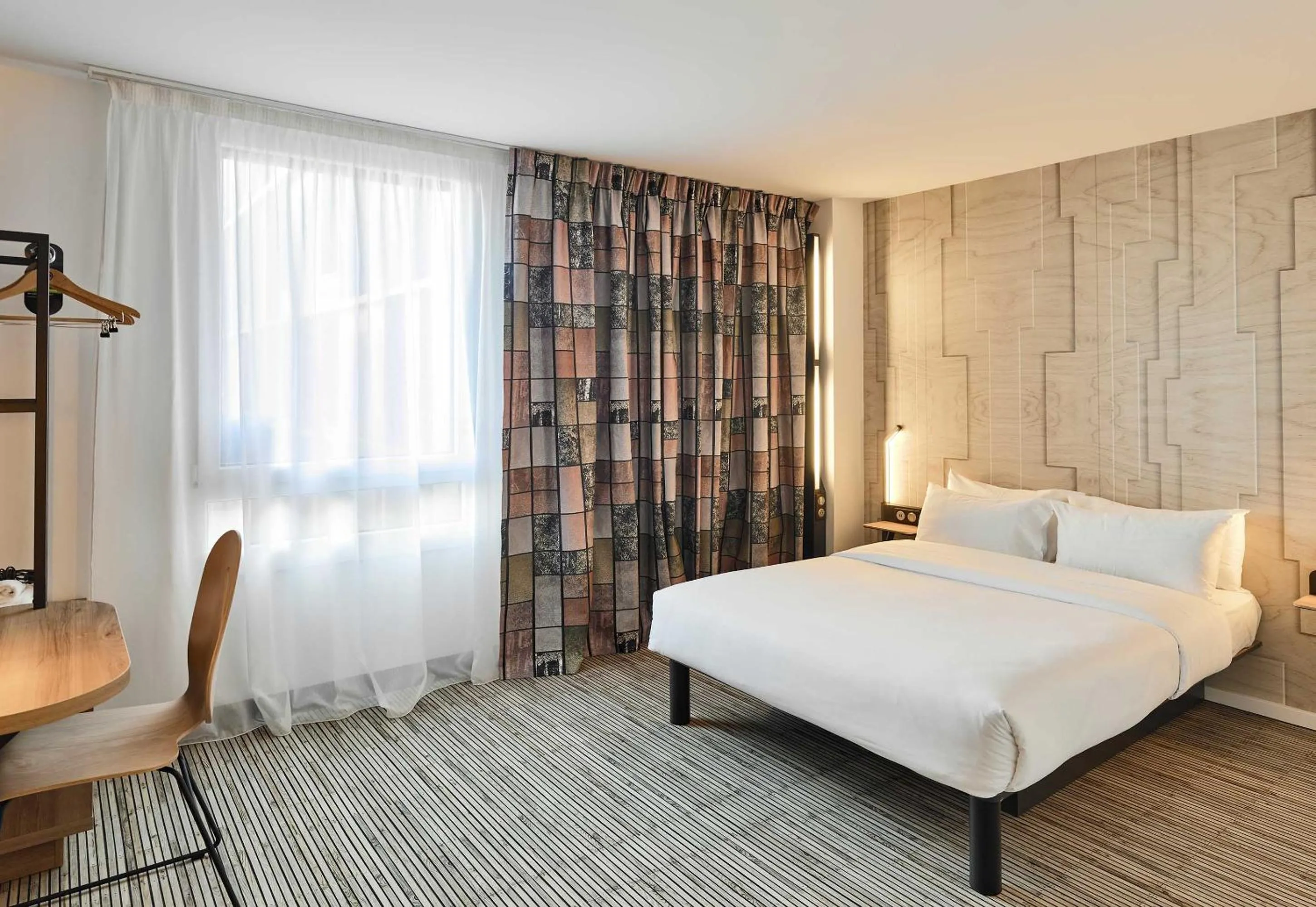 Bedroom, Bed in B&B HOTEL Marne-la-Vallée Val d'Europe