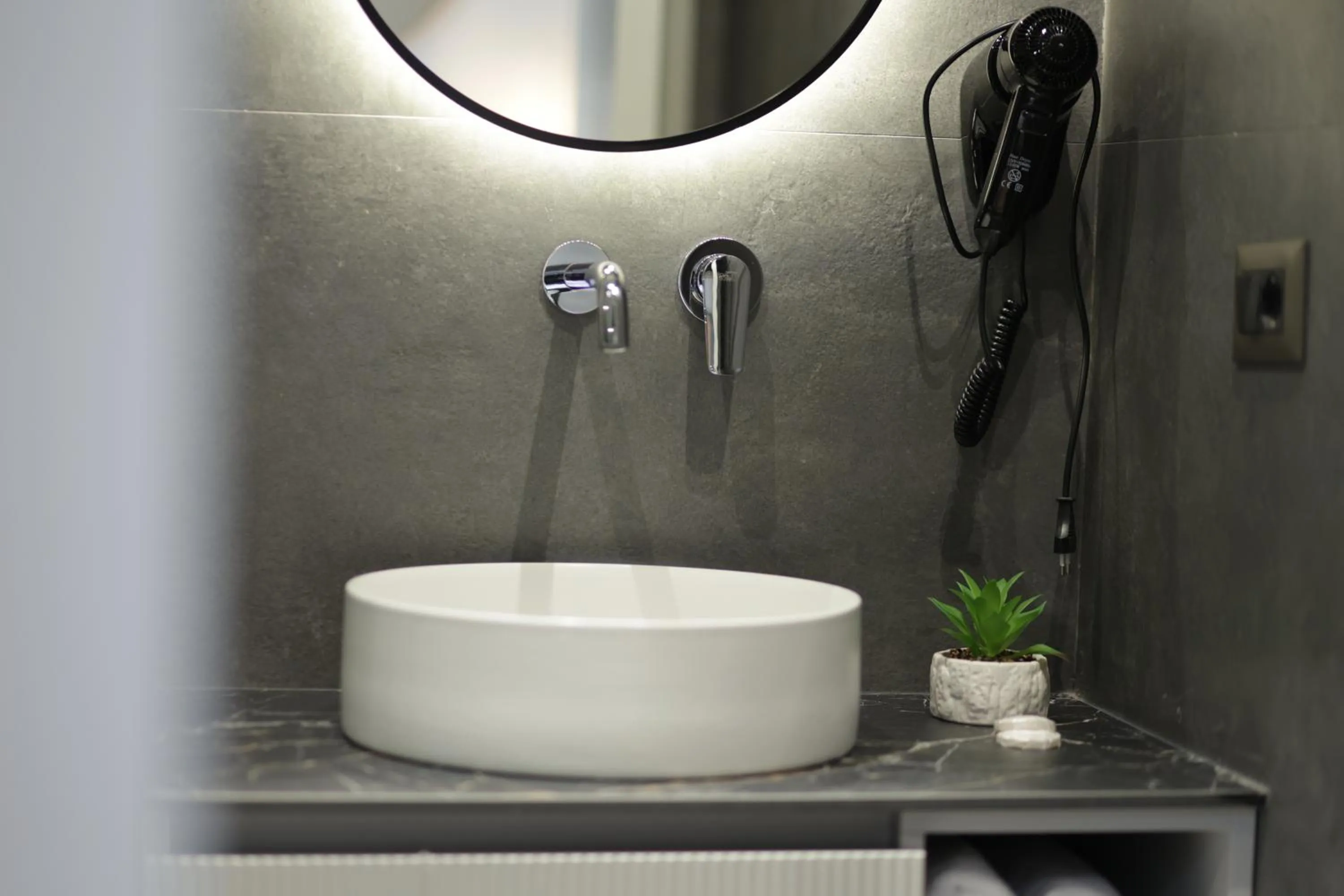 Bathroom in Gremmy Boutique Hotel